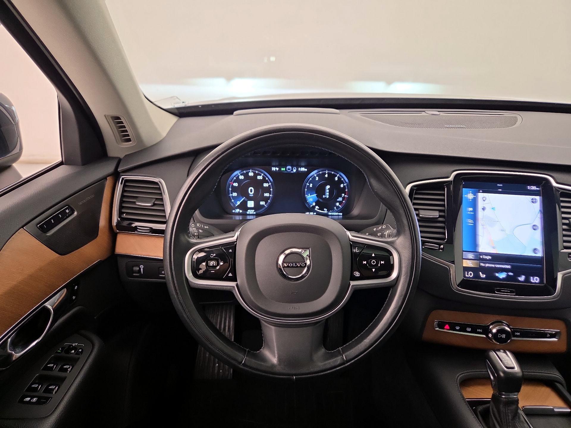 Thumbnail: 2022 Volvo XC90 - 10