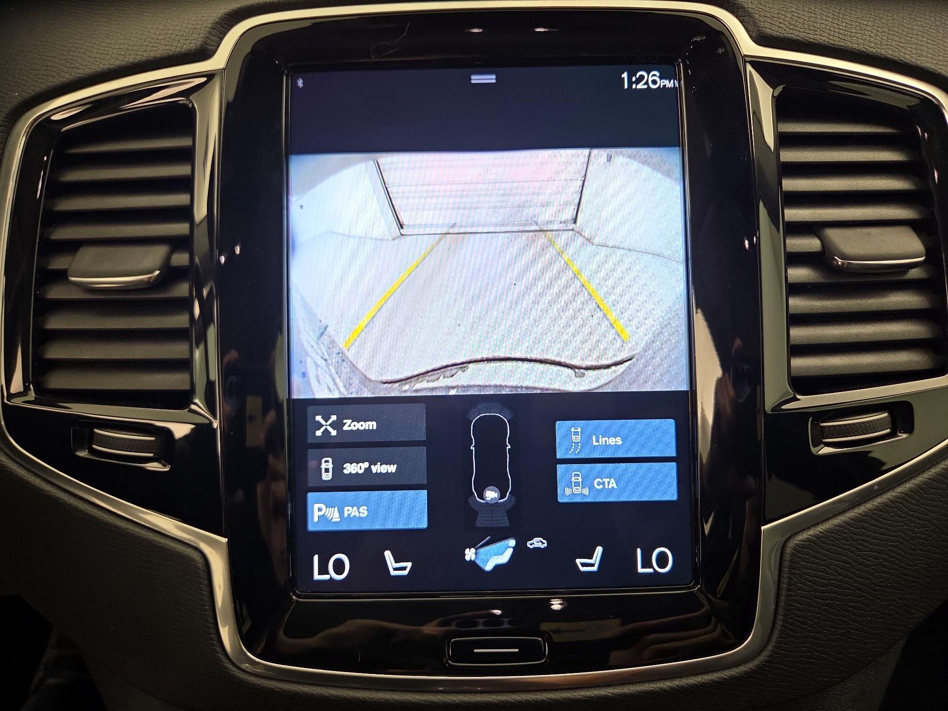 Thumbnail: 2022 Volvo XC90 - 15