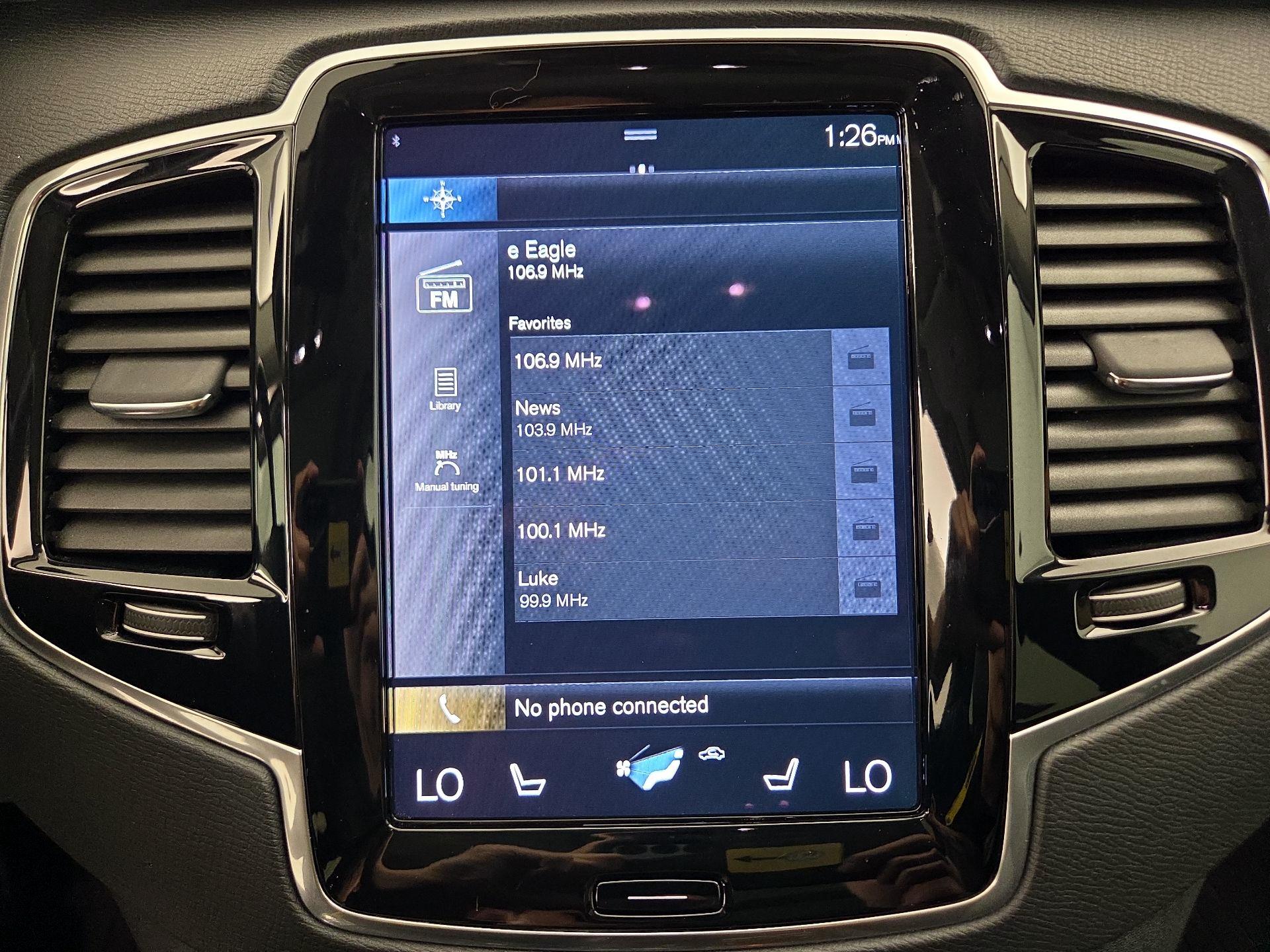 Thumbnail: 2022 Volvo XC90 - 16