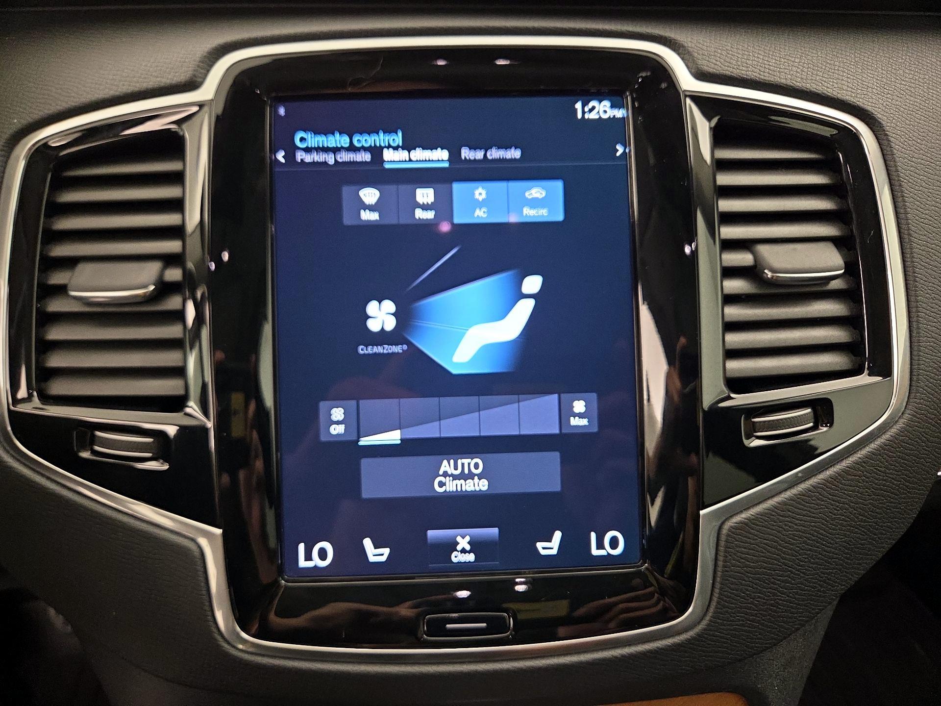 Thumbnail: 2022 Volvo XC90 - 17