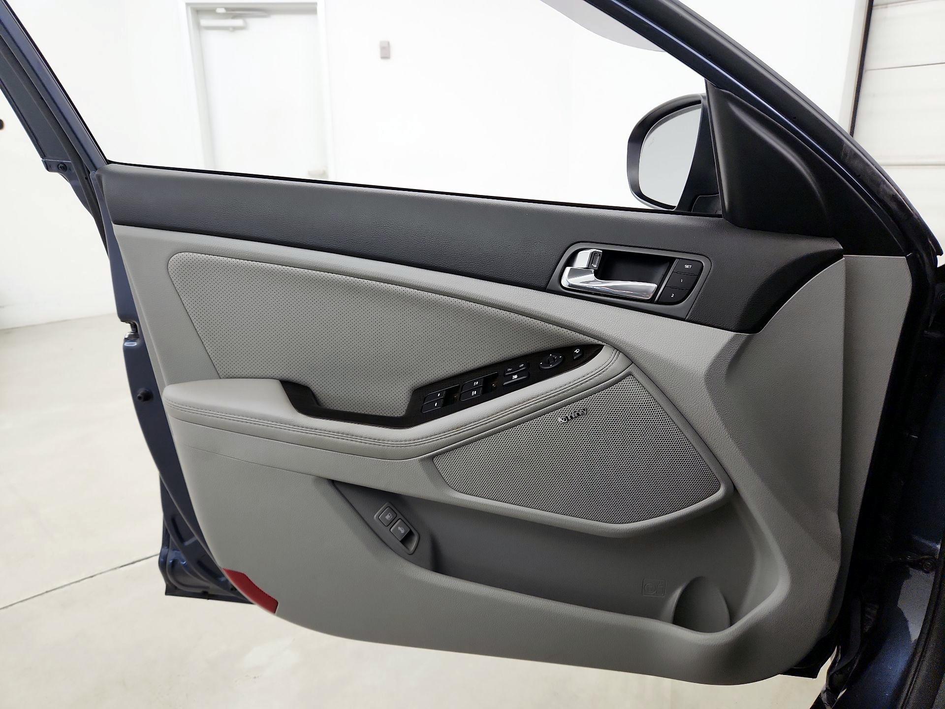 Thumbnail: 2015 Kia Optima - 12
