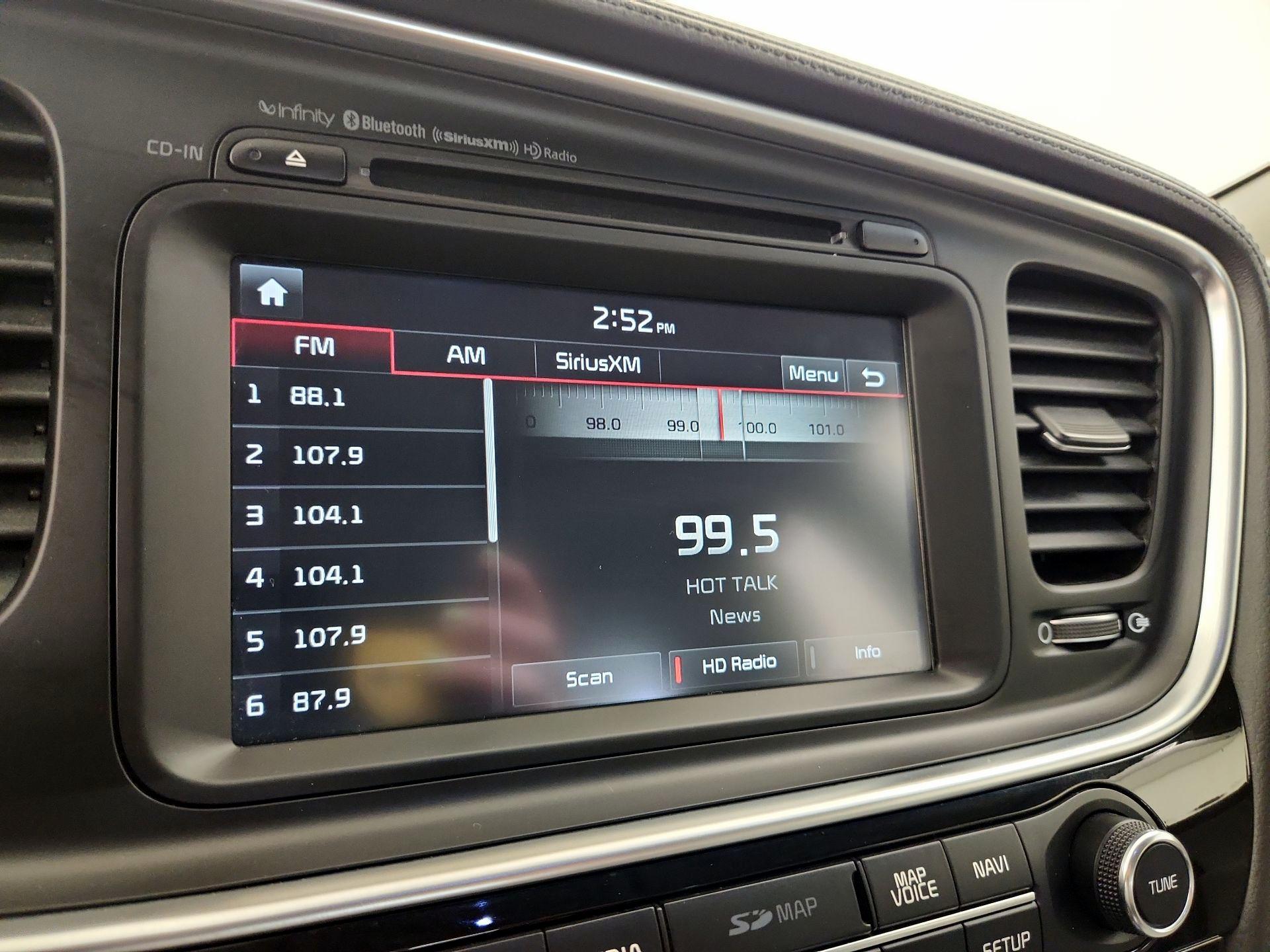Thumbnail: 2015 Kia Optima - 16