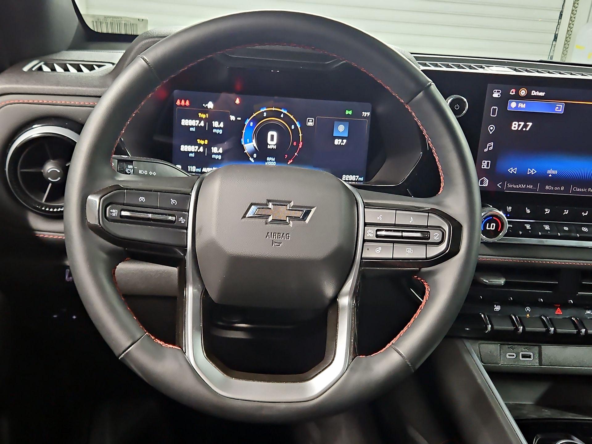 Thumbnail: 2024 Chevrolet Colorado - 10