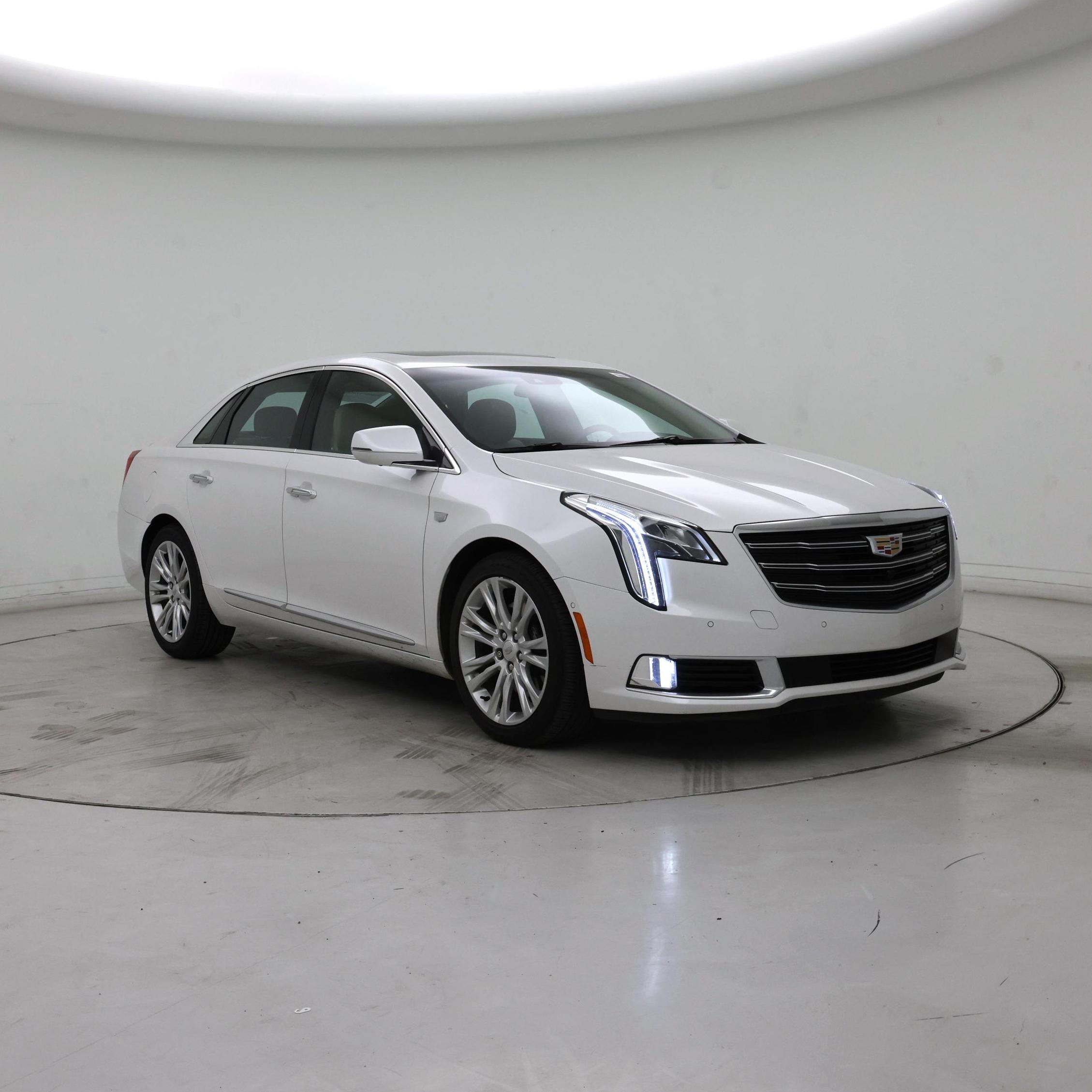White 2018 Cadillac XTS Luxury FWD Sedan Front-Wheel Drive Automatic