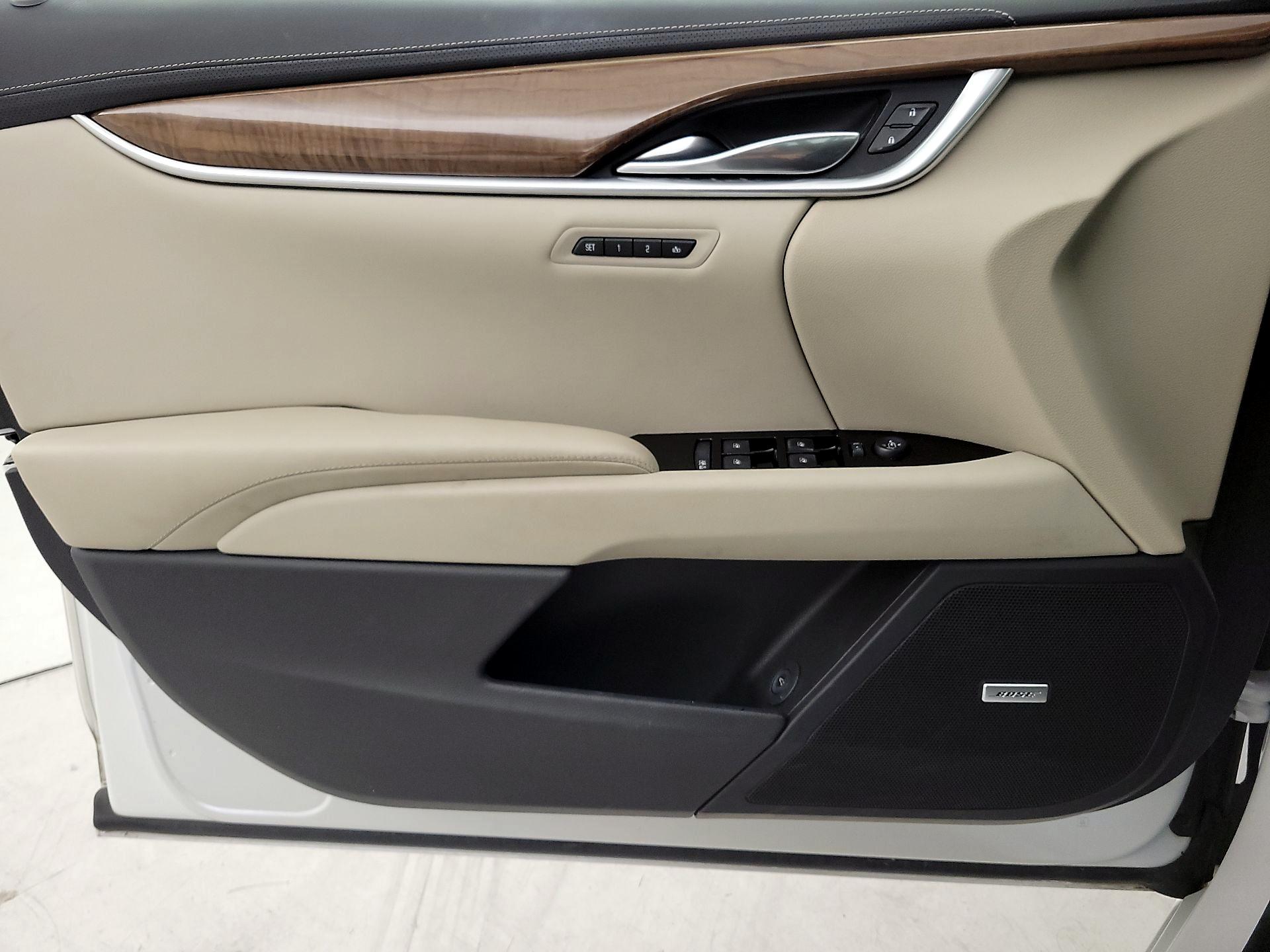 Thumbnail: 2018 Cadillac XTS - 12