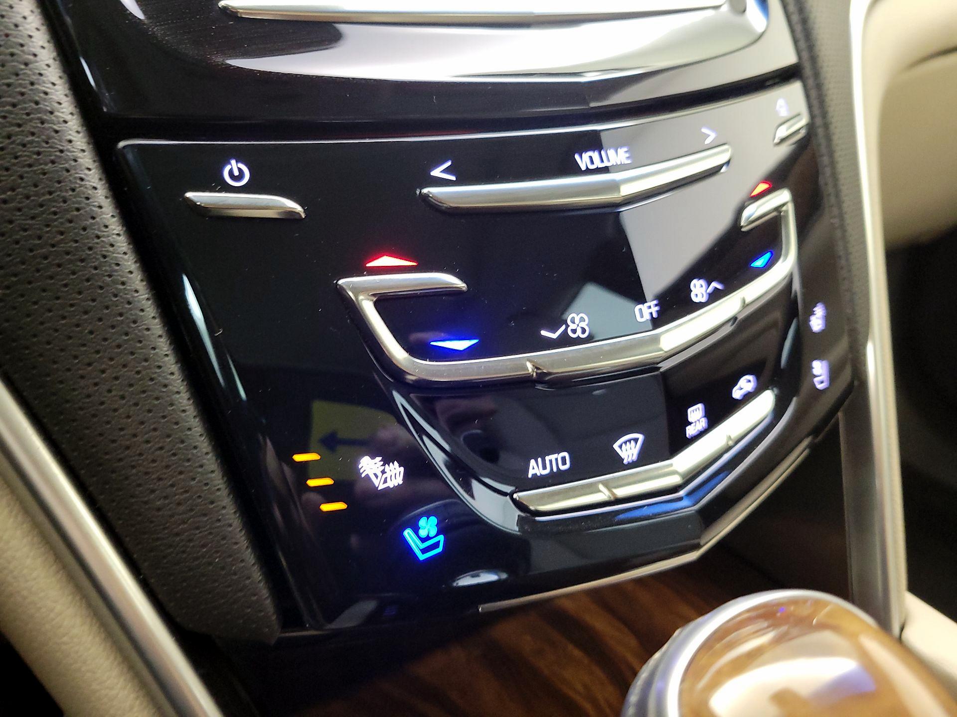 Thumbnail: 2018 Cadillac XTS - 14