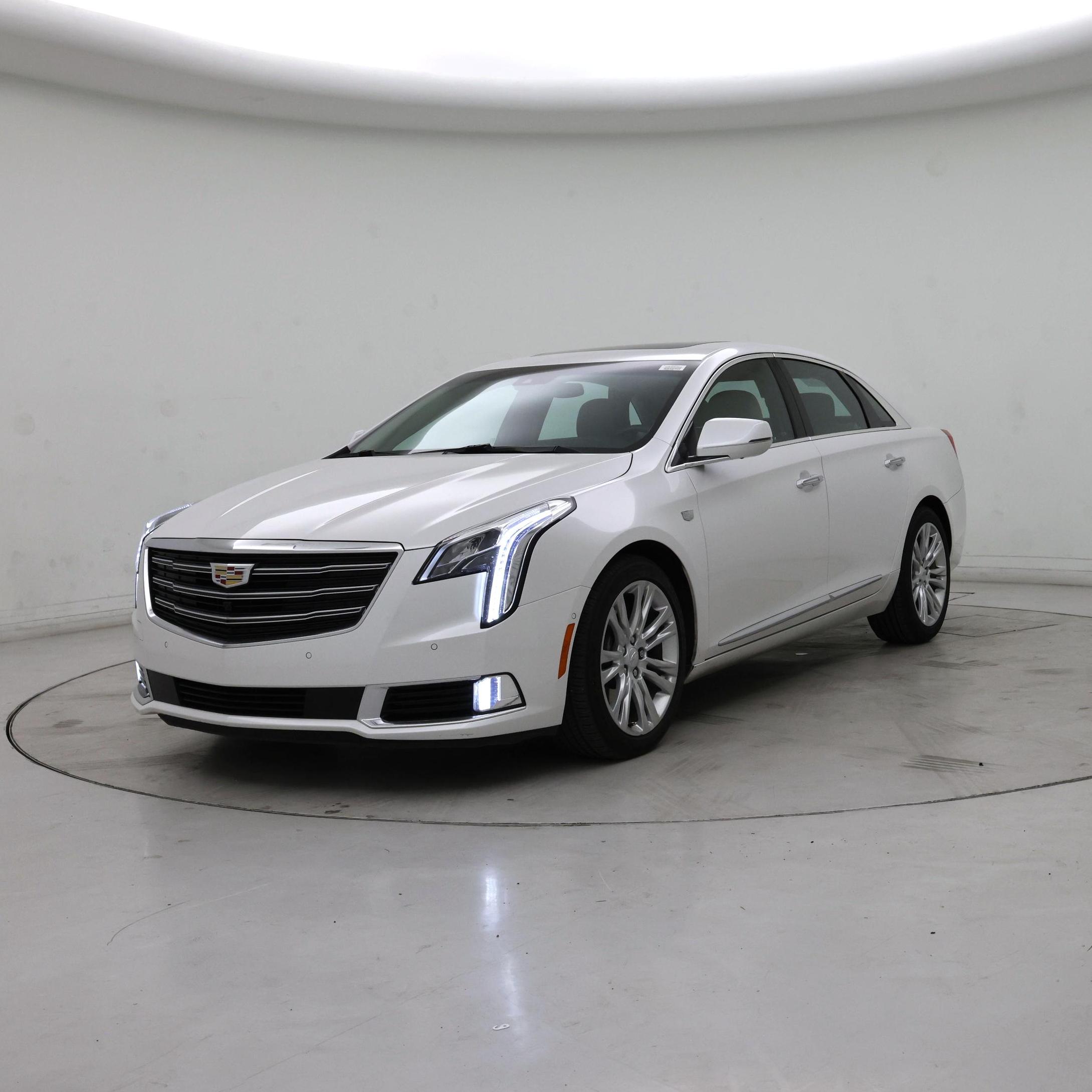 Thumbnail: 2018 Cadillac XTS - 4