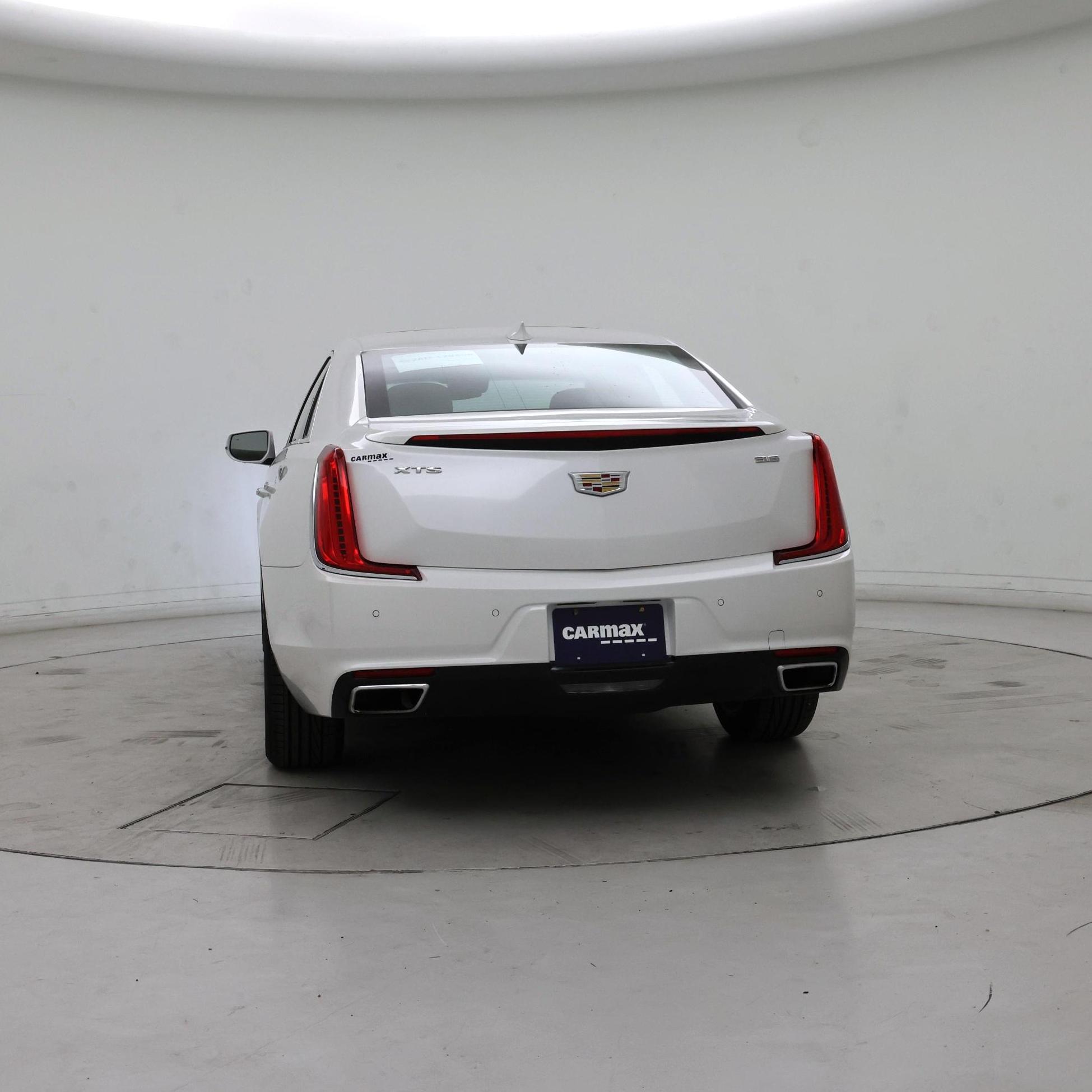 Thumbnail: 2018 Cadillac XTS - 6