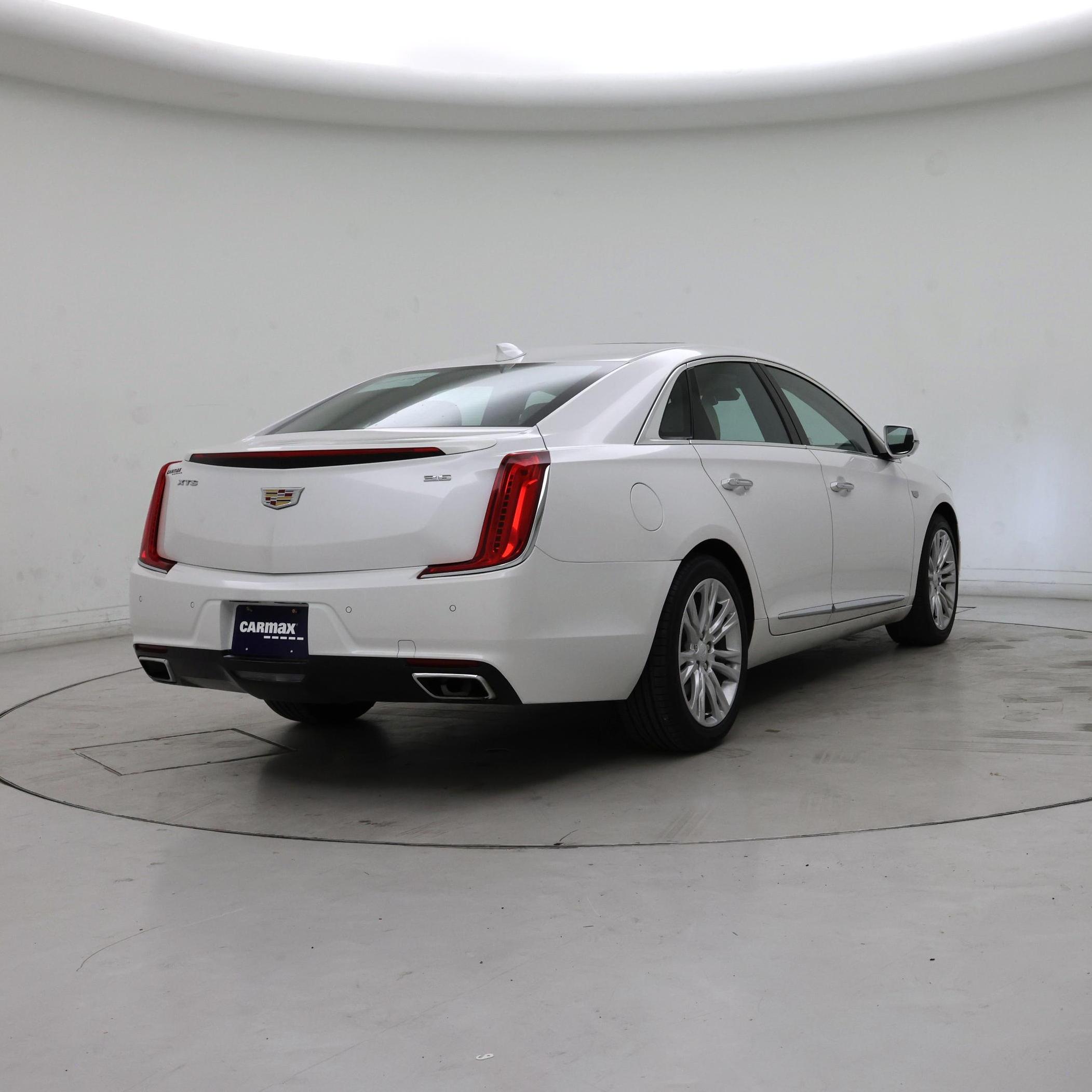 Thumbnail: 2018 Cadillac XTS - 8
