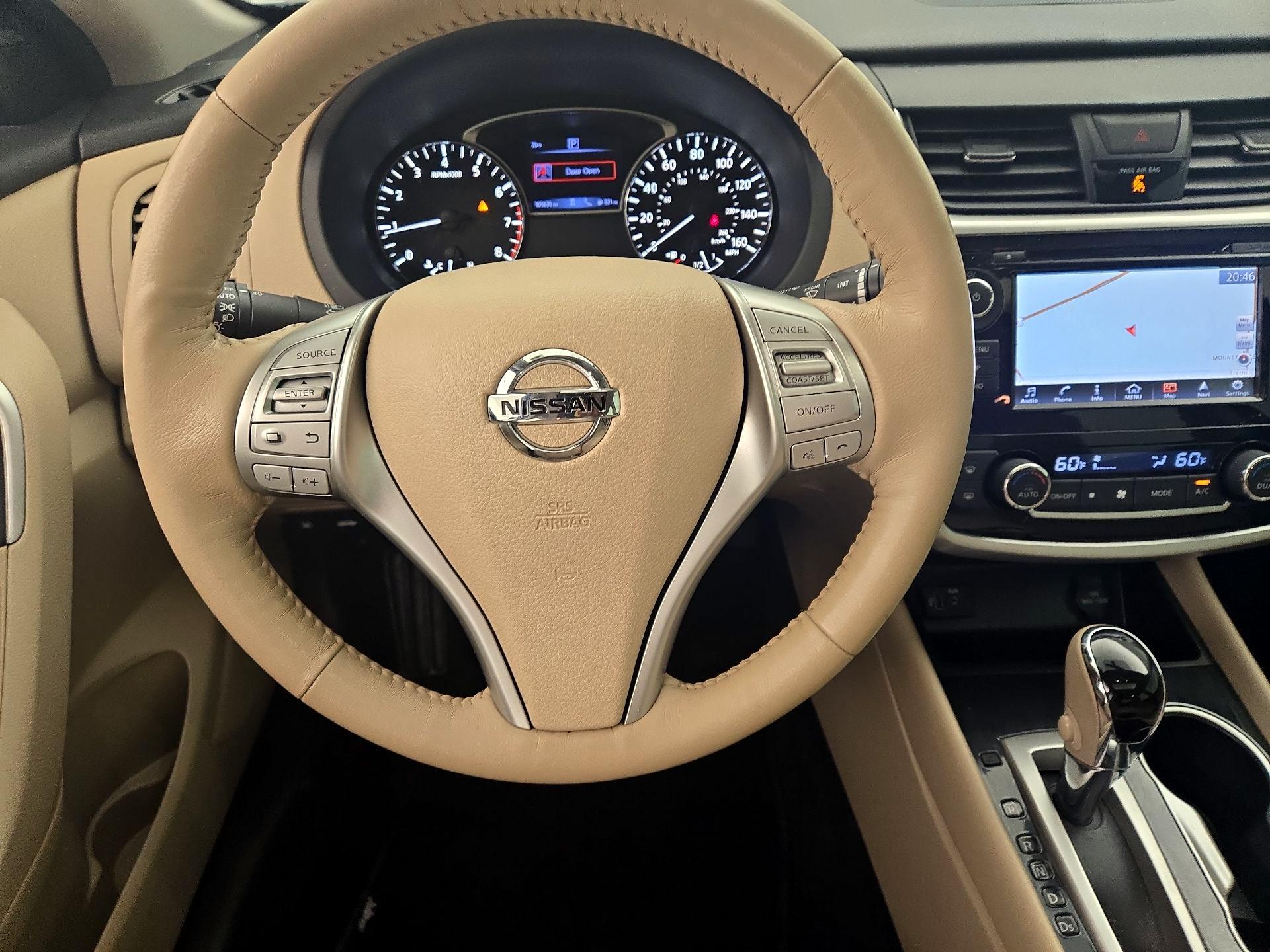 Thumbnail: 2018 Nissan Altima - 10
