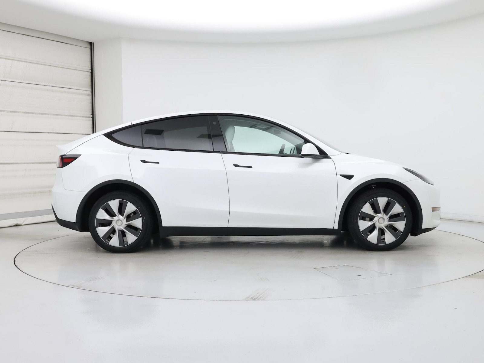 2023 Tesla Model Y Long Range - Photo 8