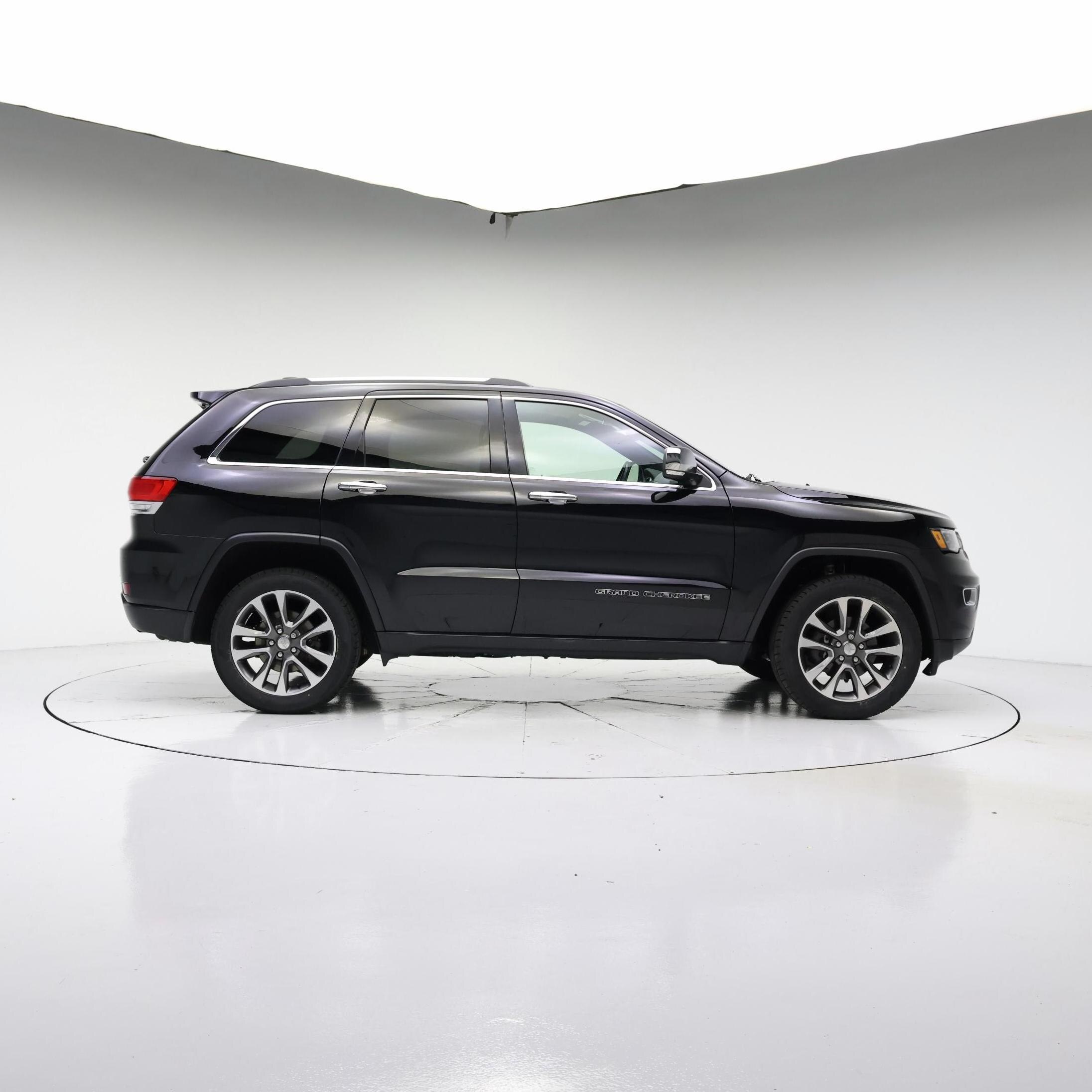 Thumbnail: 2018 Jeep Grand Cherokee - 7