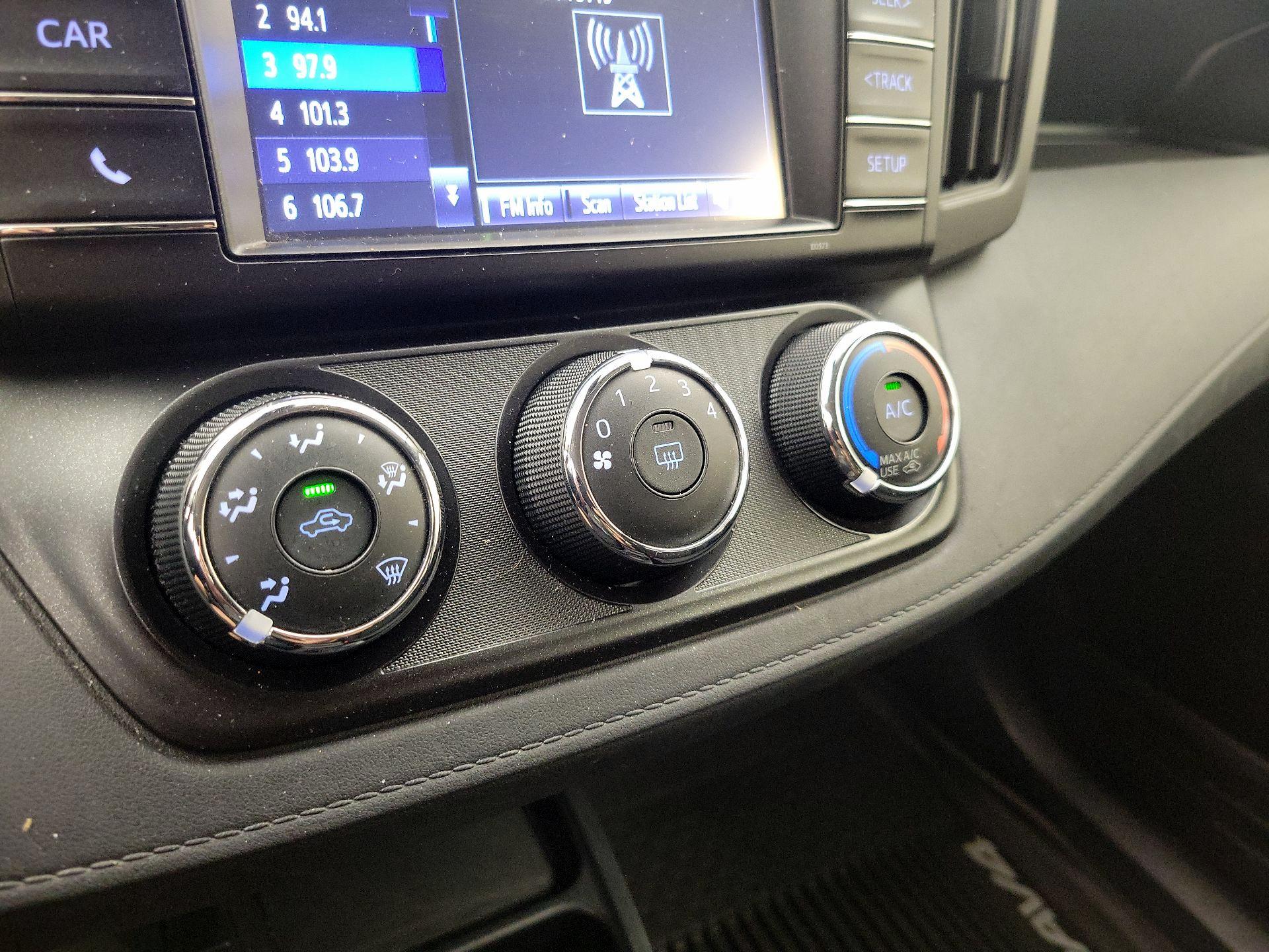 Thumbnail: 2017 Toyota RAV4 - 16