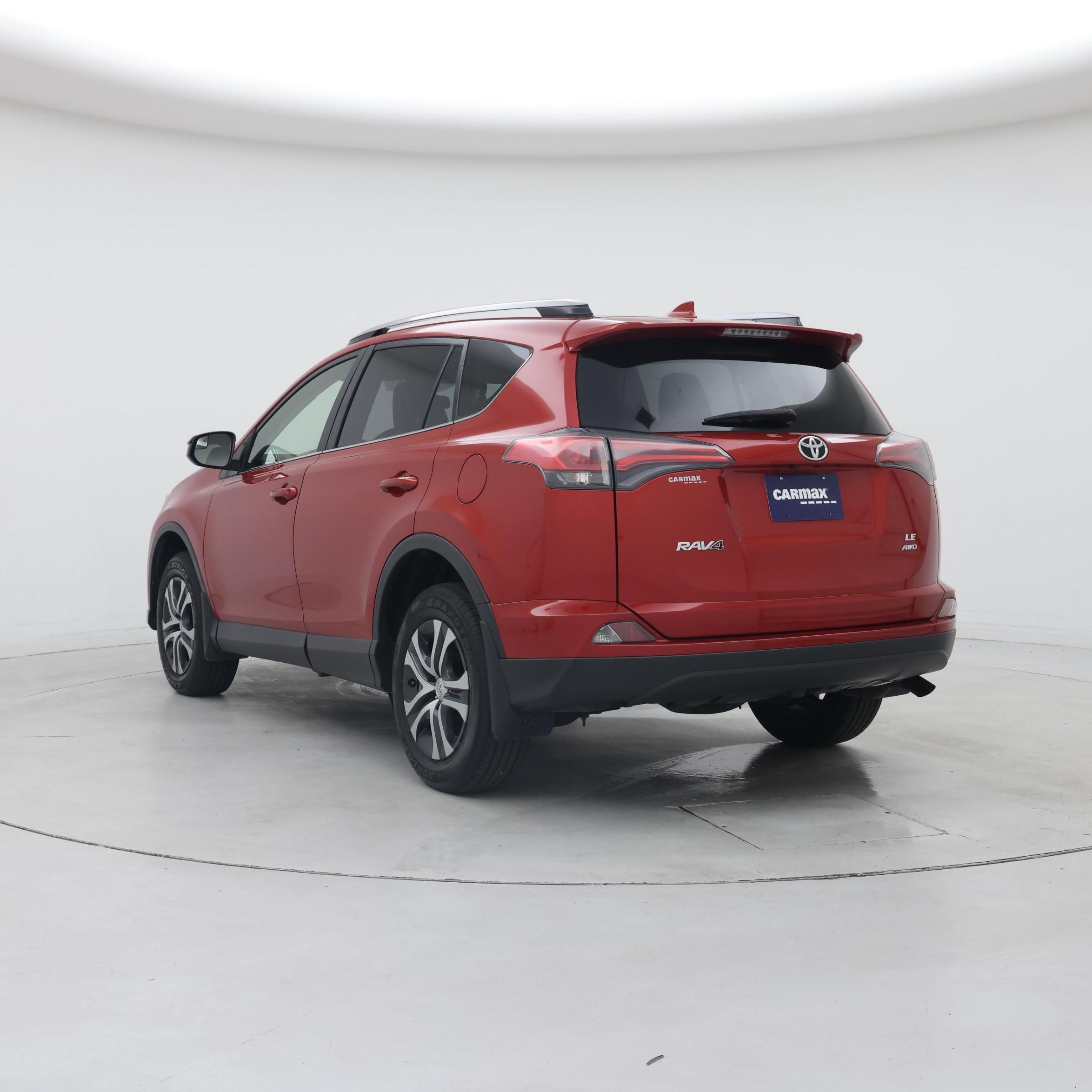 Thumbnail: 2017 Toyota RAV4 - 2
