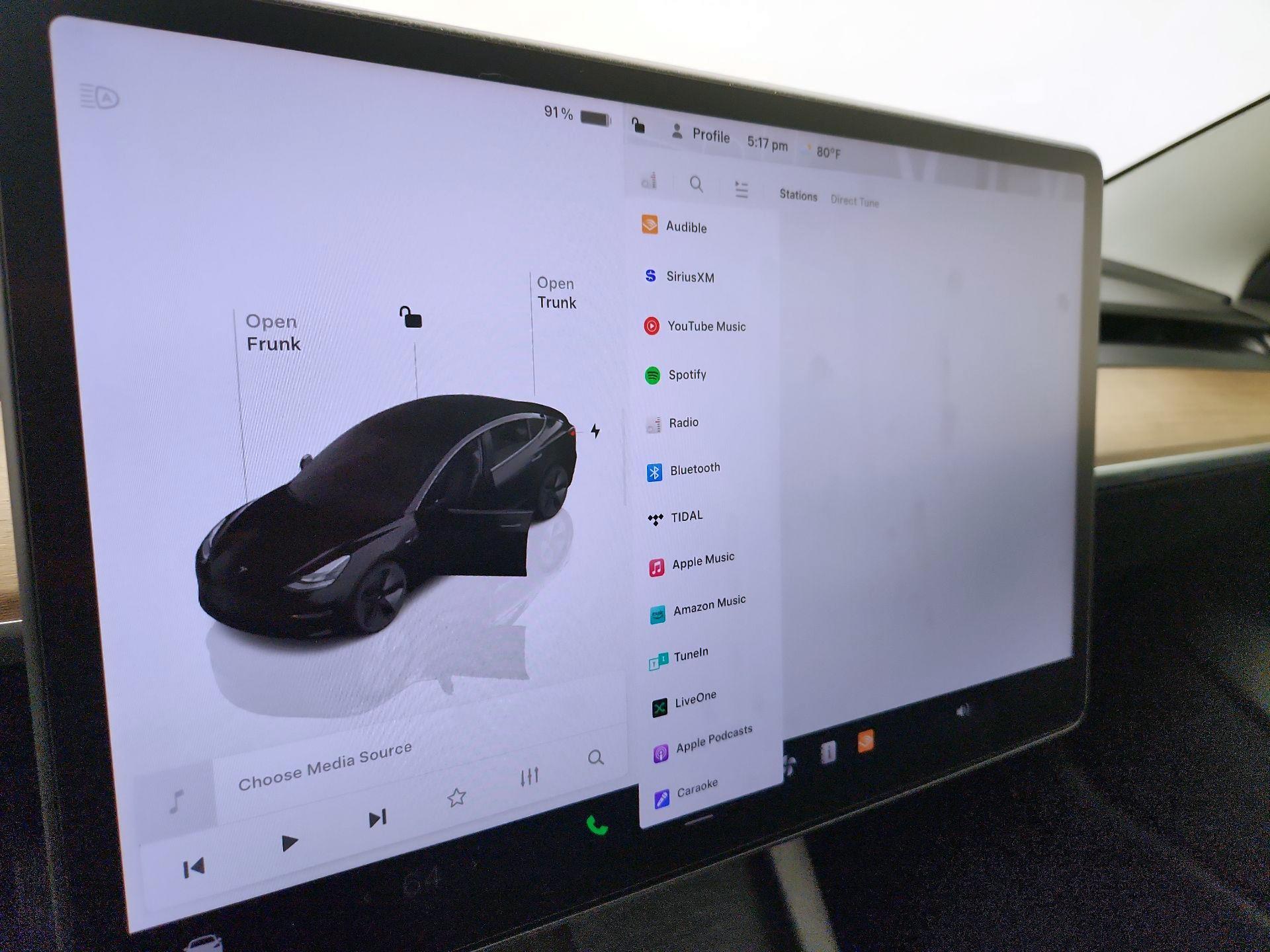 Thumbnail: 2022 Tesla Model 3 - 15