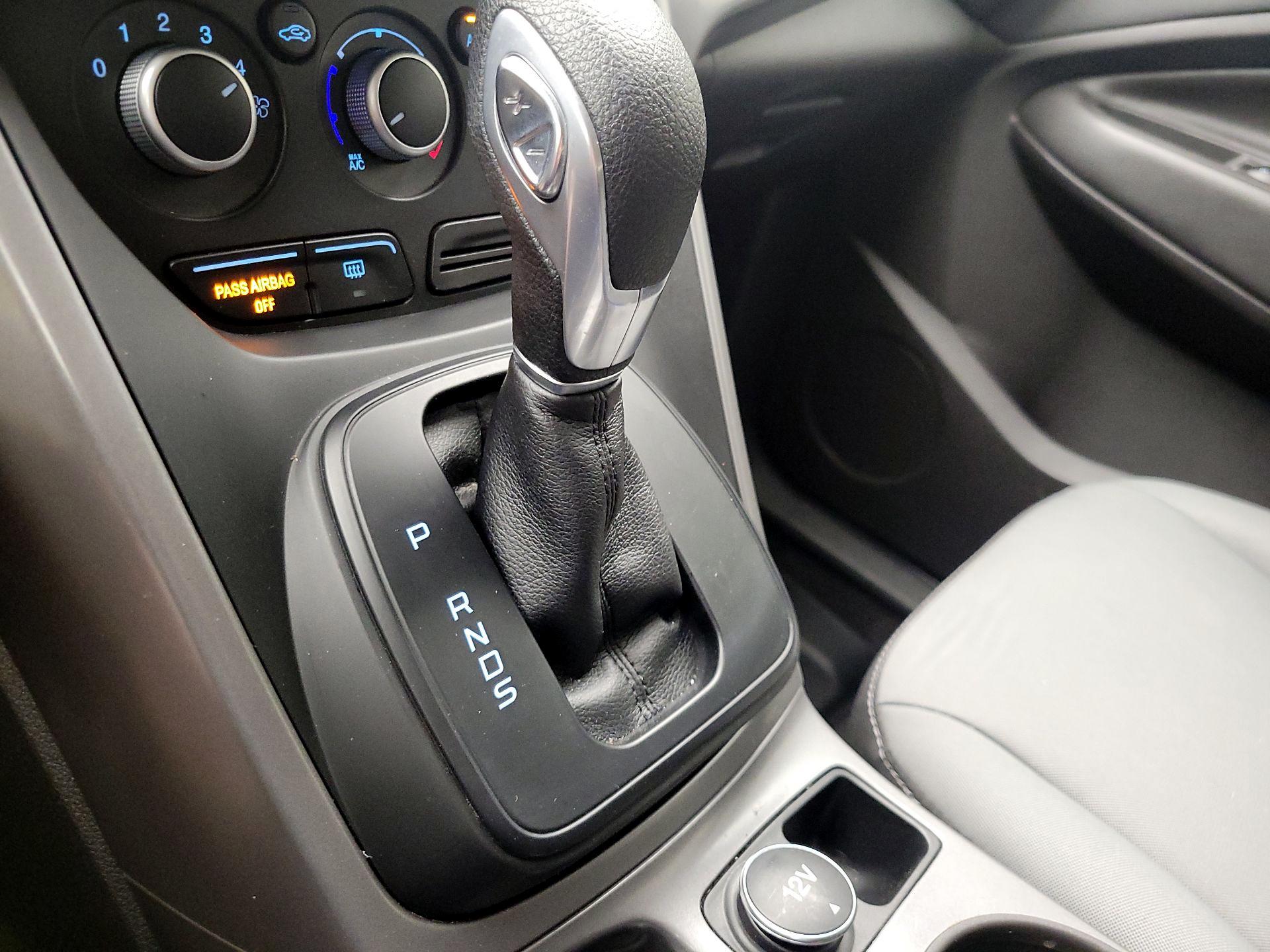 Thumbnail: 2016 Ford Escape - 17