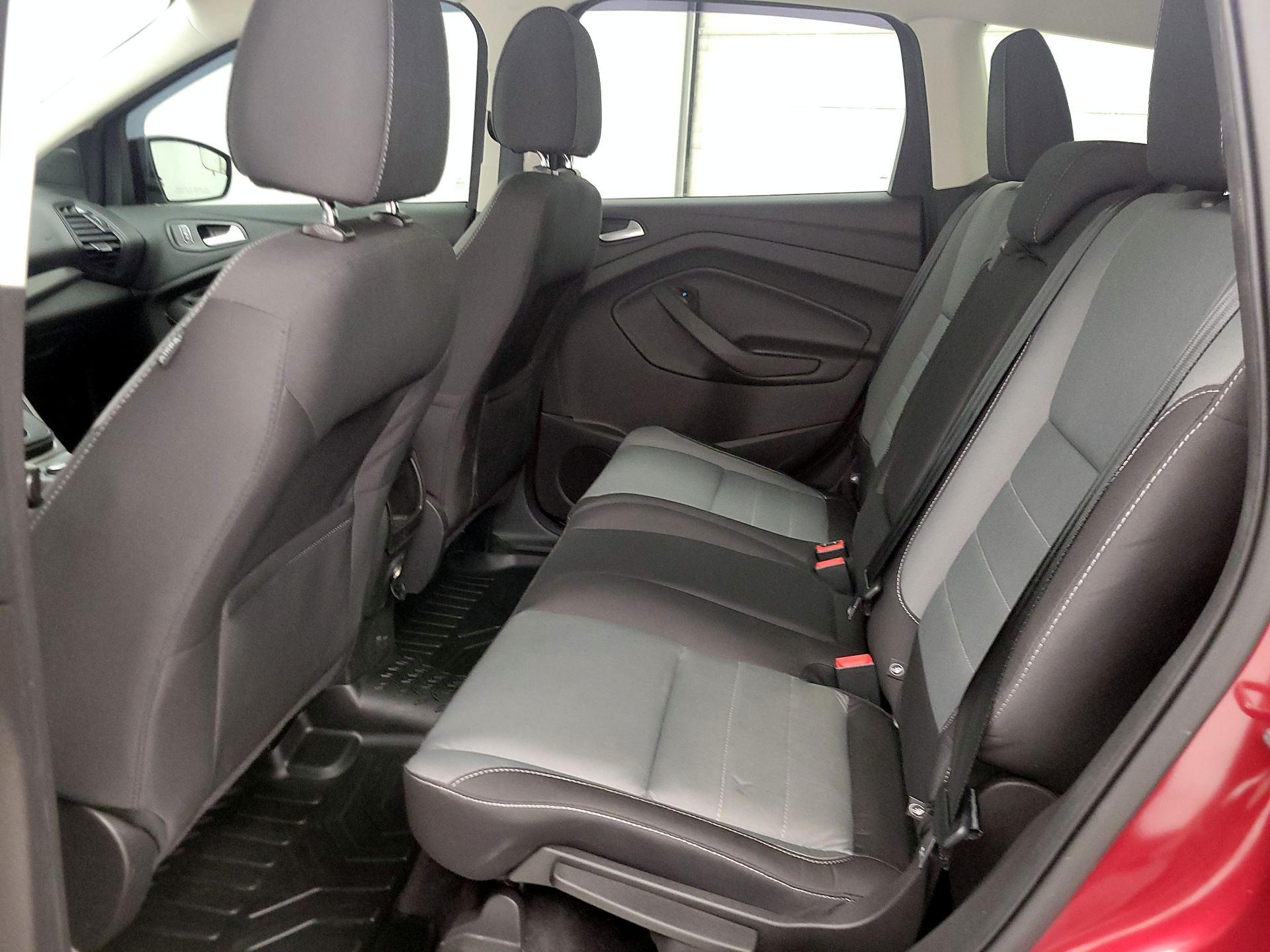Thumbnail: 2016 Ford Escape - 19