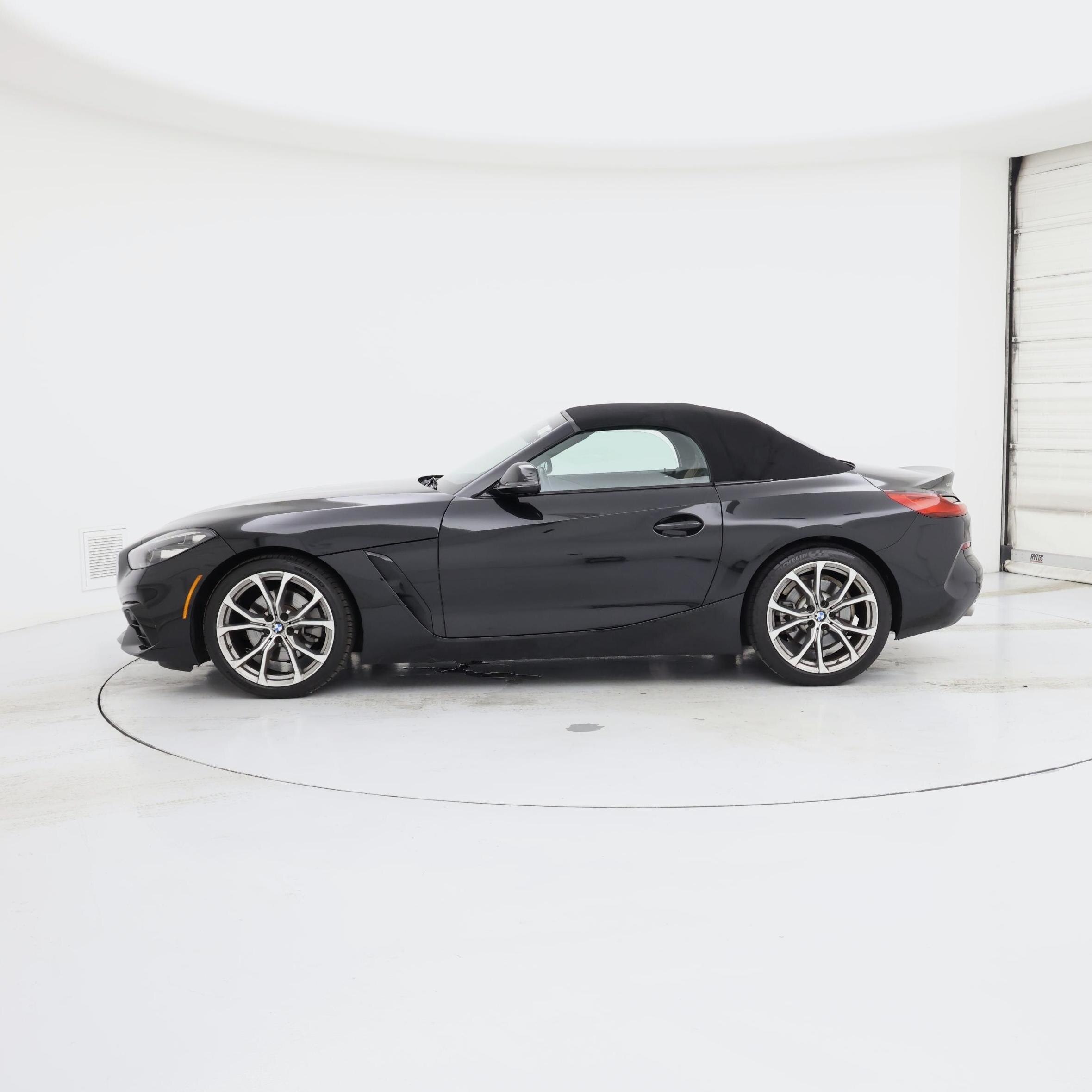 Thumbnail: 2021 BMW Z4 - 3