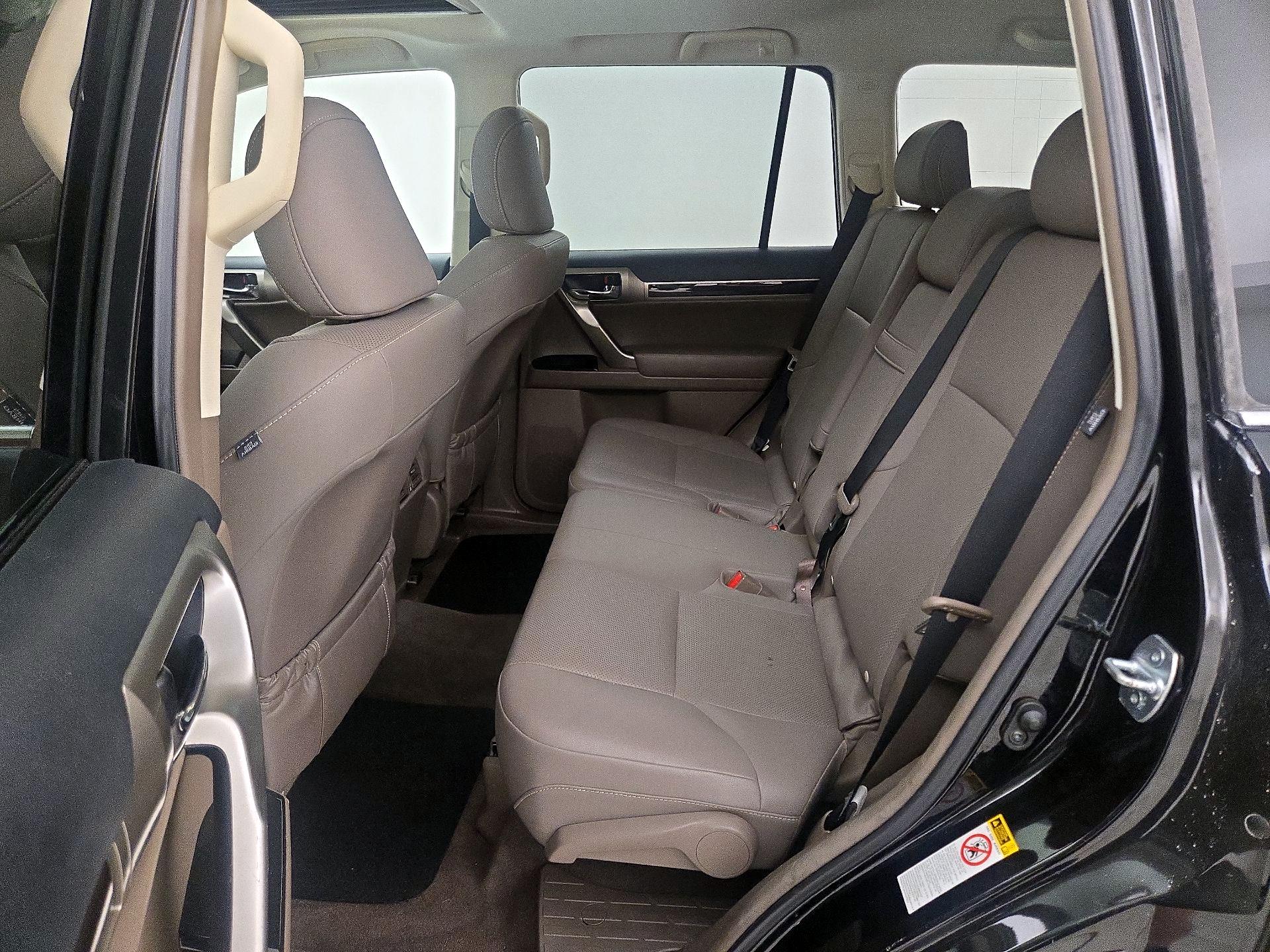 Thumbnail: 2019 Lexus GX - 20