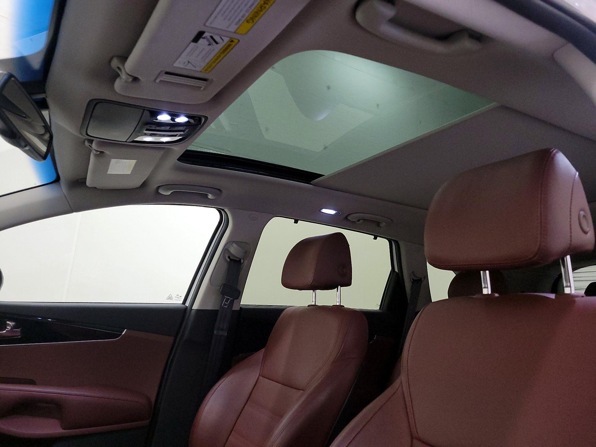 Thumbnail: 2017 Kia Sorento - 20