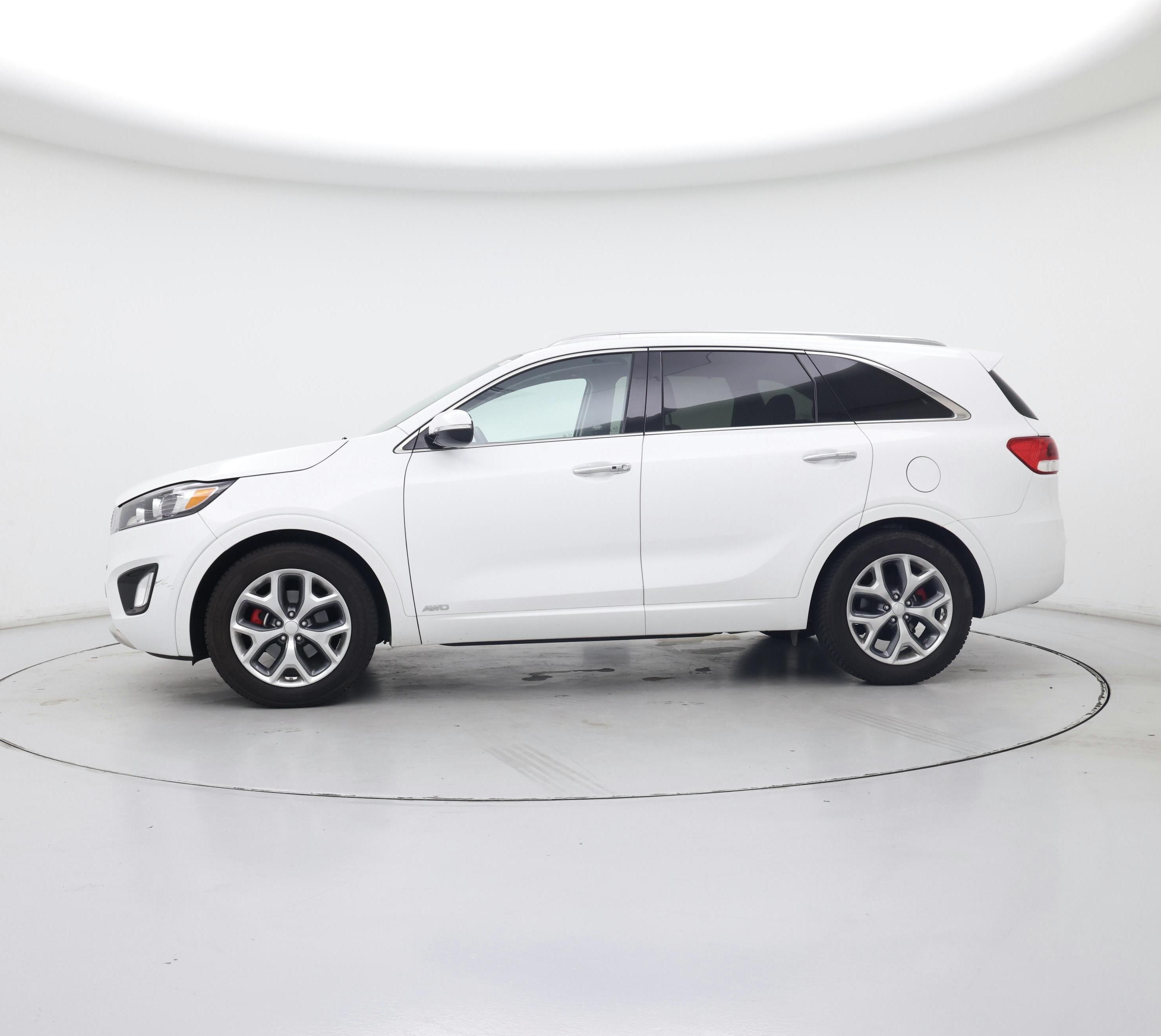 Thumbnail: 2017 Kia Sorento - 3