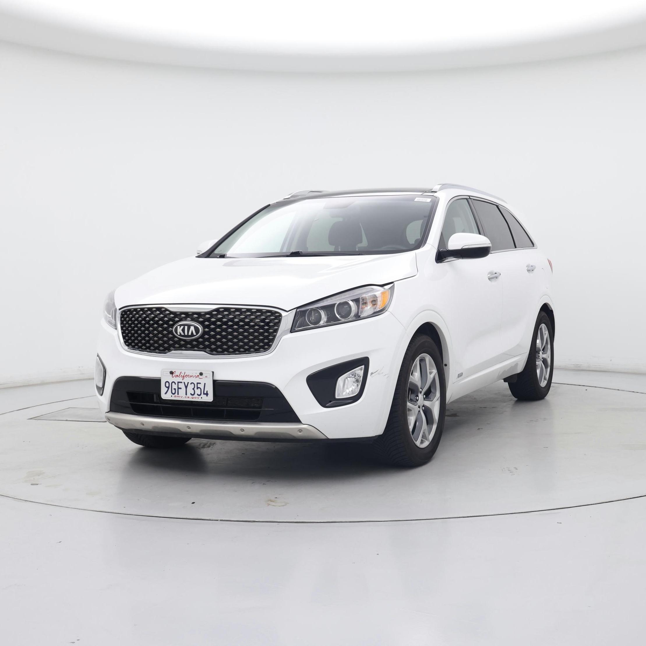 Thumbnail: 2017 Kia Sorento - 4