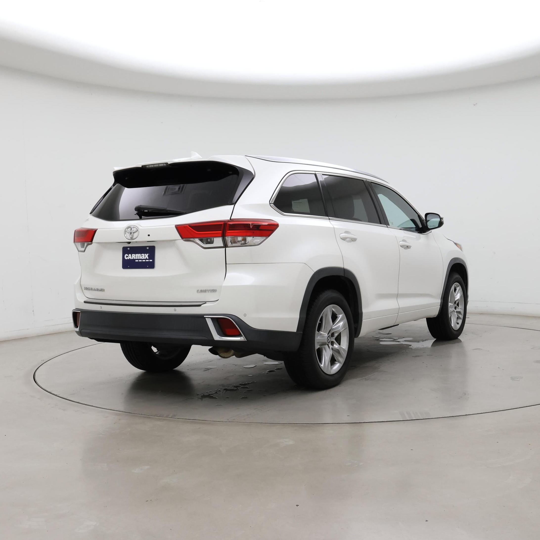 Thumbnail: 2019 Toyota Highlander - 8