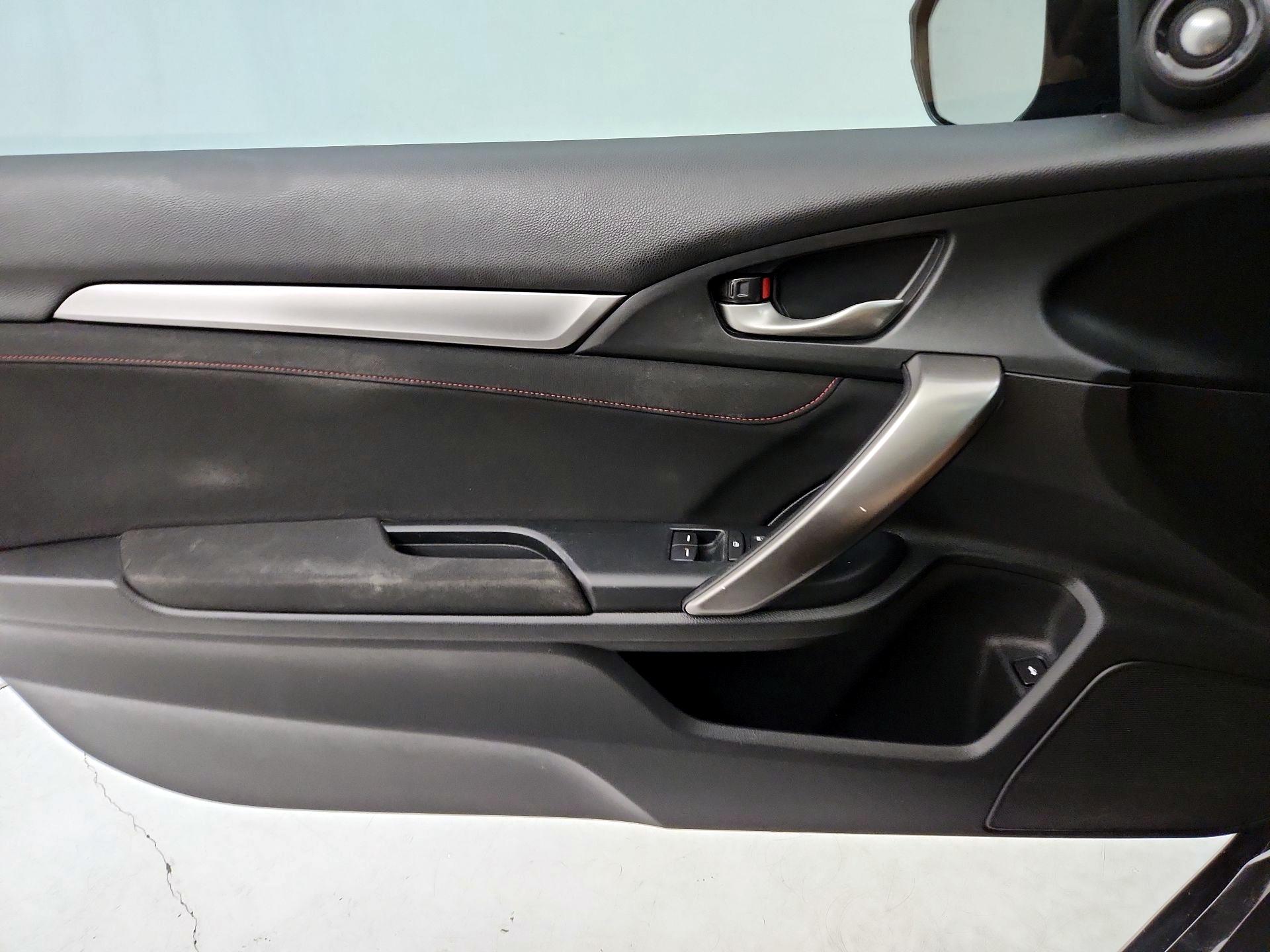 Thumbnail: 2018 Honda Civic - 12