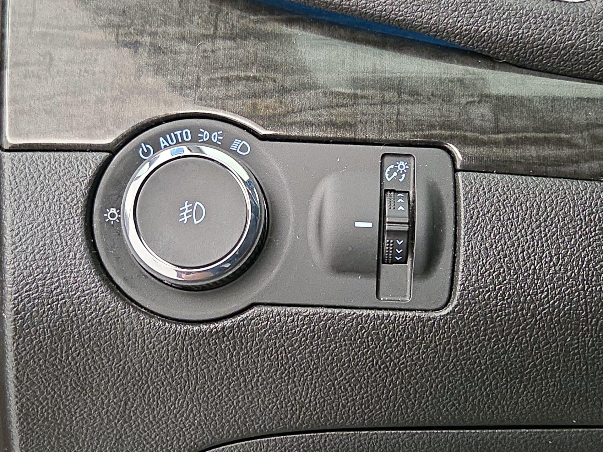 Thumbnail: 2016 Buick Encore - 13