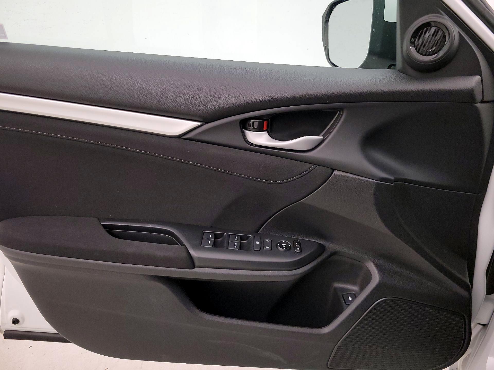 Thumbnail: 2020 Honda Civic - 12