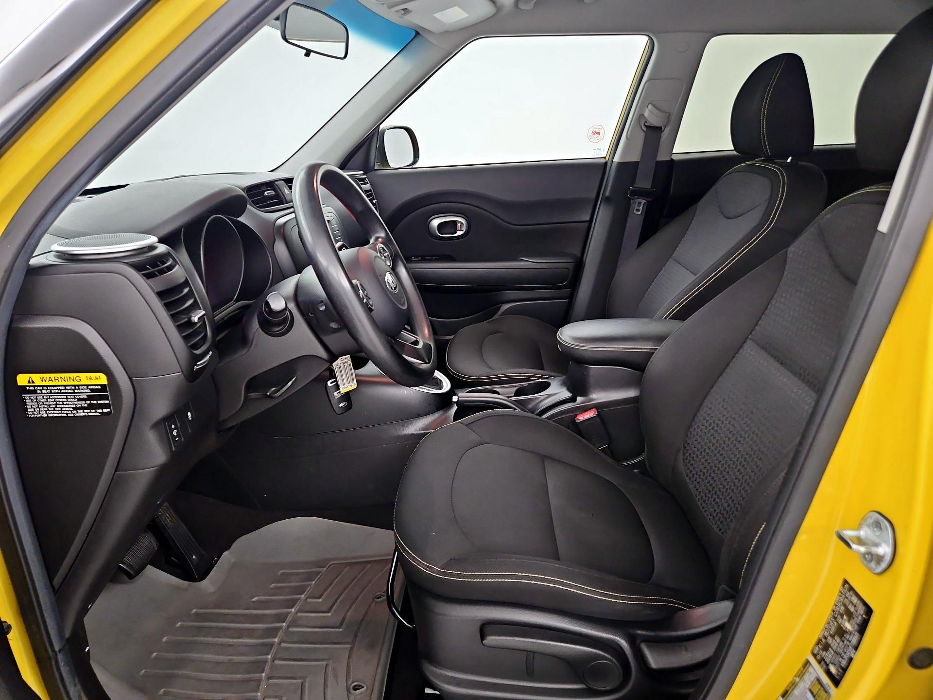 Thumbnail: 2015 Kia Soul - 9