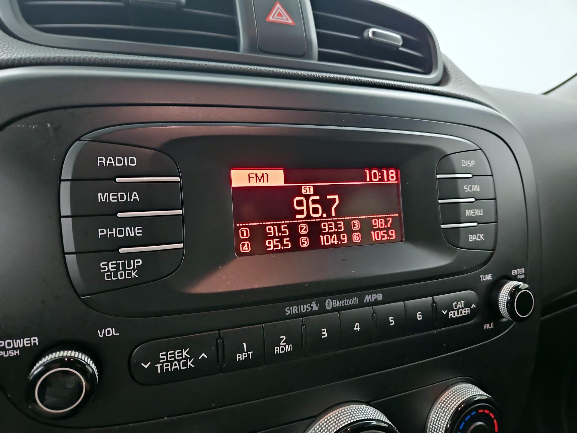 Thumbnail: 2015 Kia Soul - 12