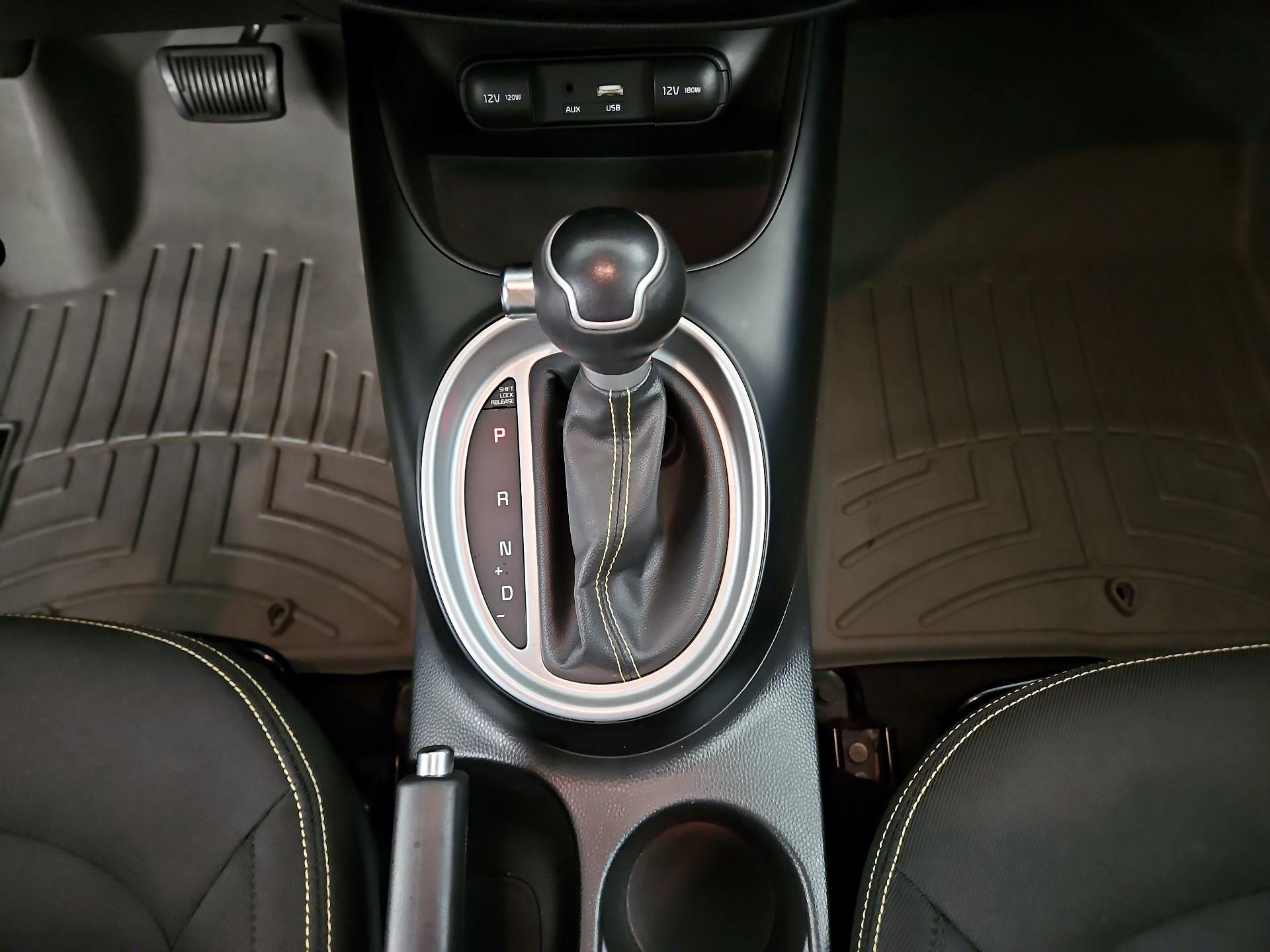 Thumbnail: 2015 Kia Soul - 14