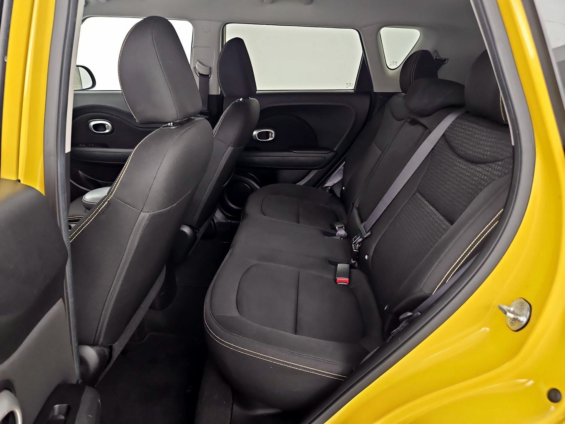 Thumbnail: 2015 Kia Soul - 16