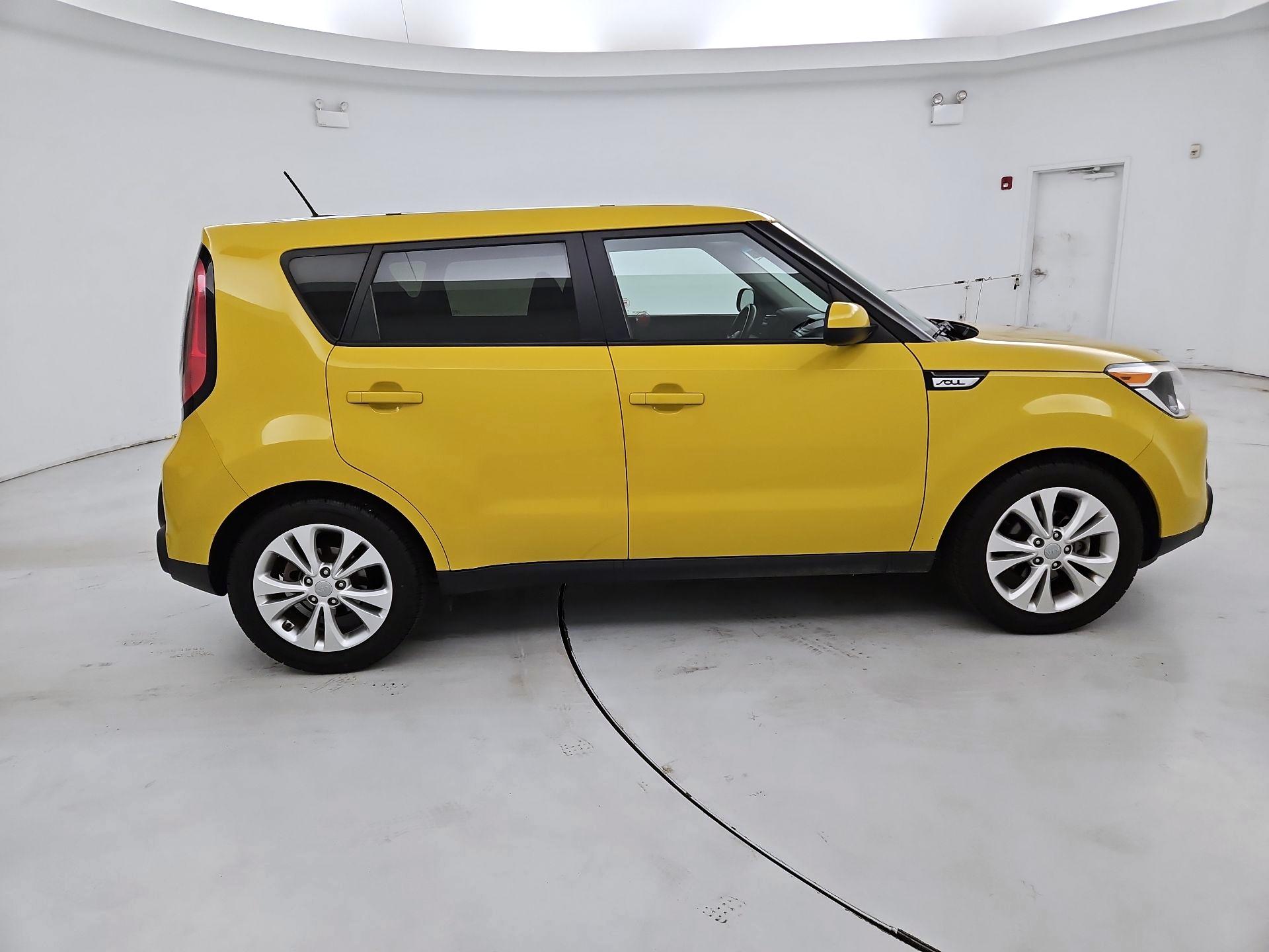 Thumbnail: 2015 Kia Soul - 4