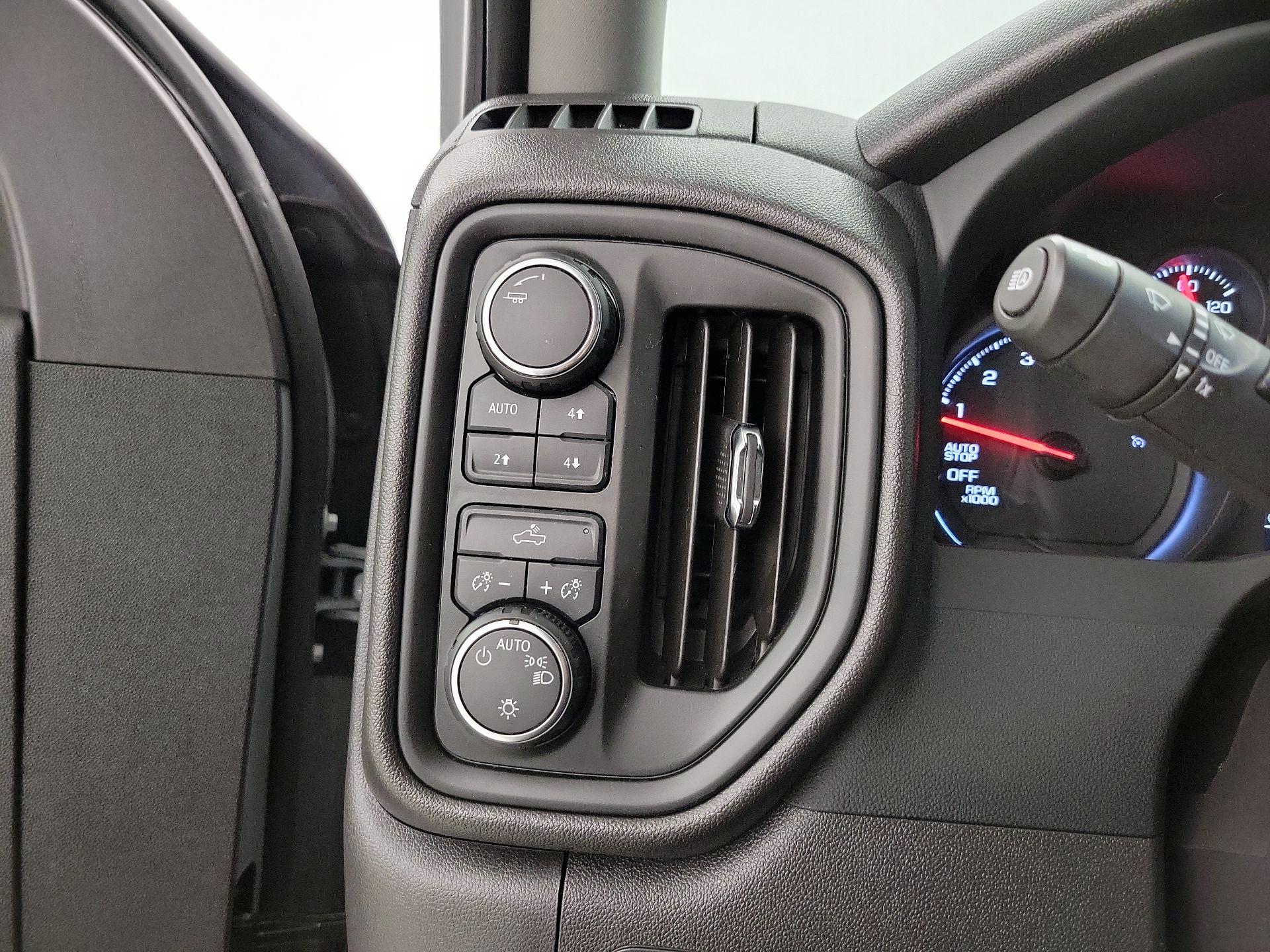 Thumbnail: 2024 Chevrolet Silverado 1500 - 13