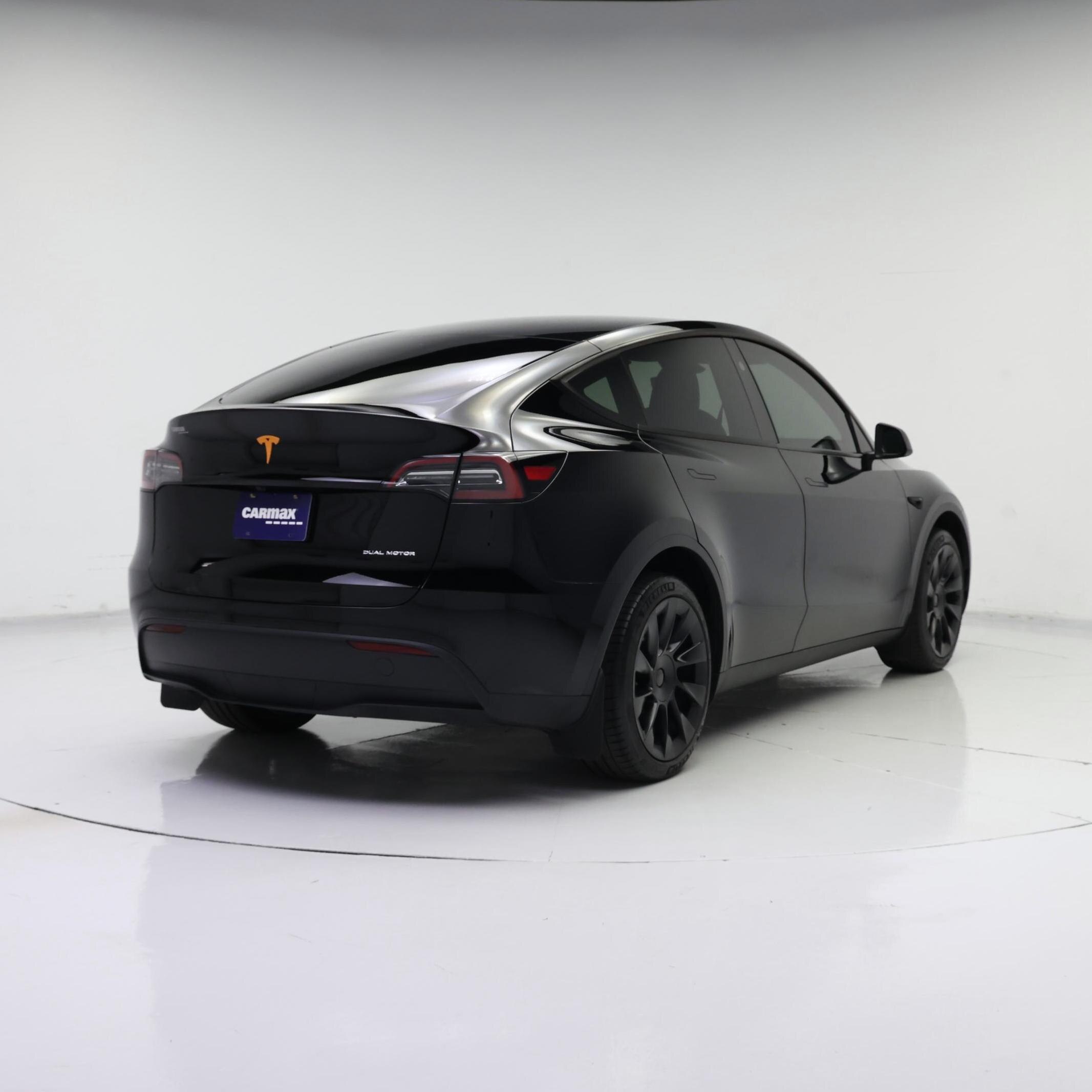 Thumbnail: 2023 Tesla Model Y - 8