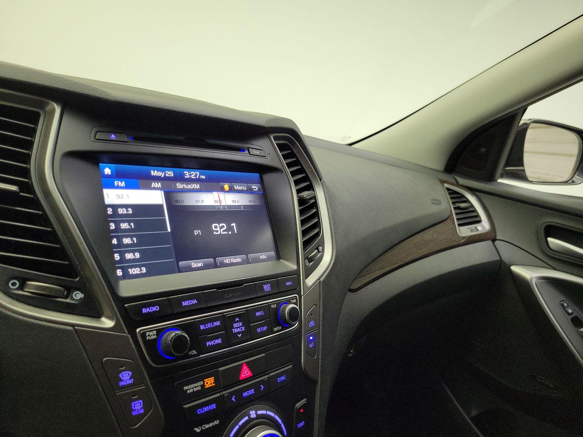 Thumbnail: 2017 Hyundai Santa Fe - 14