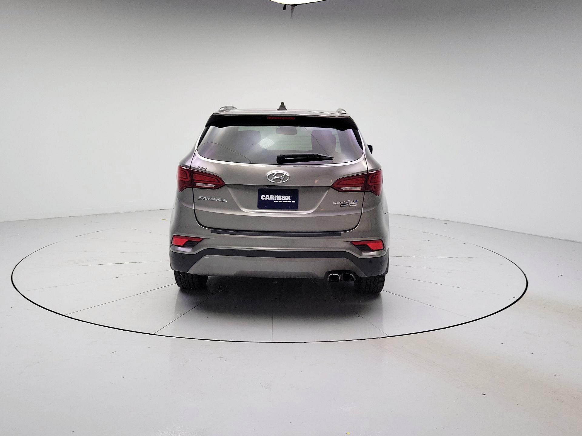 Thumbnail: 2017 Hyundai Santa Fe - 6