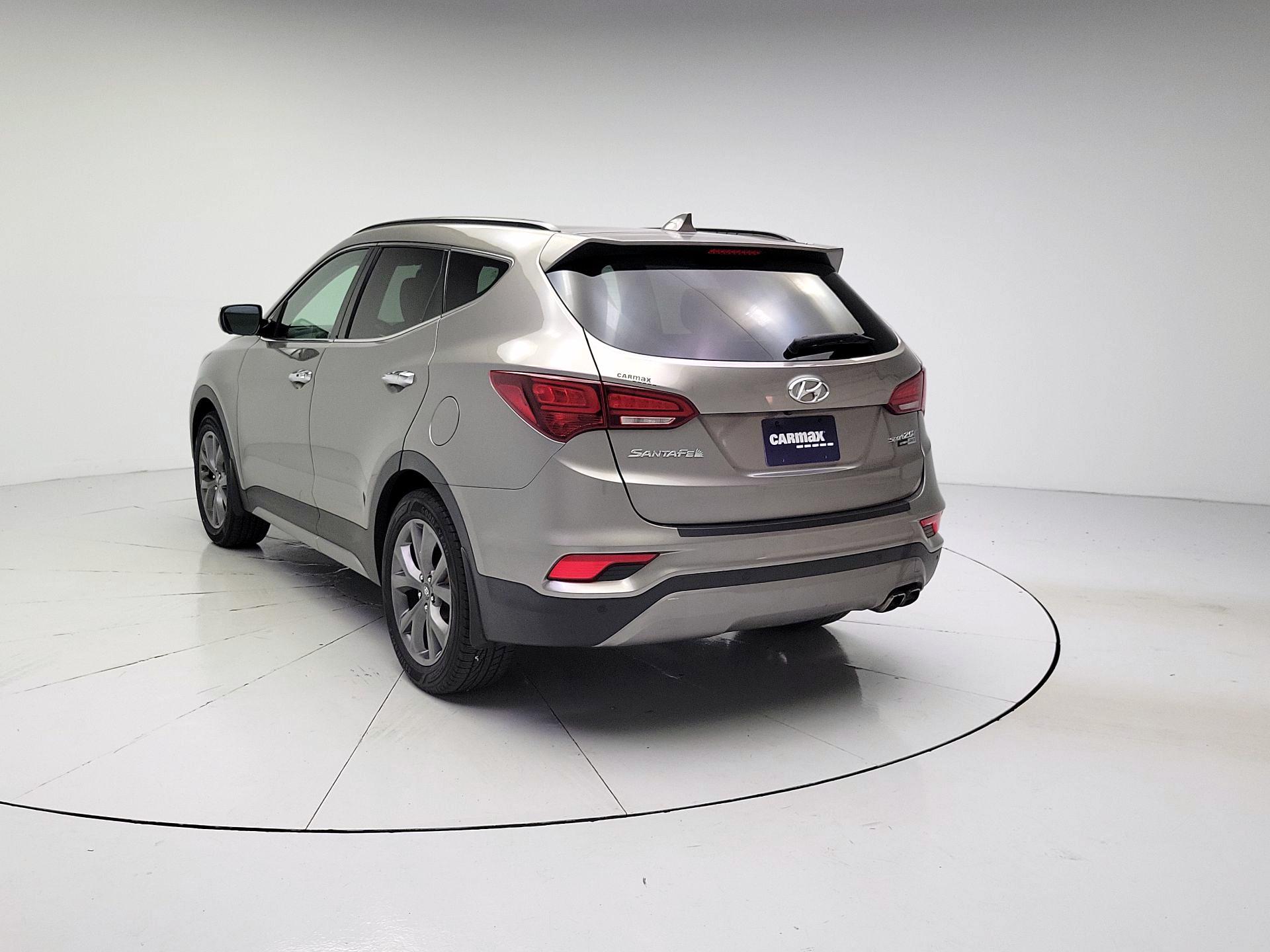 Thumbnail: 2017 Hyundai Santa Fe - 7