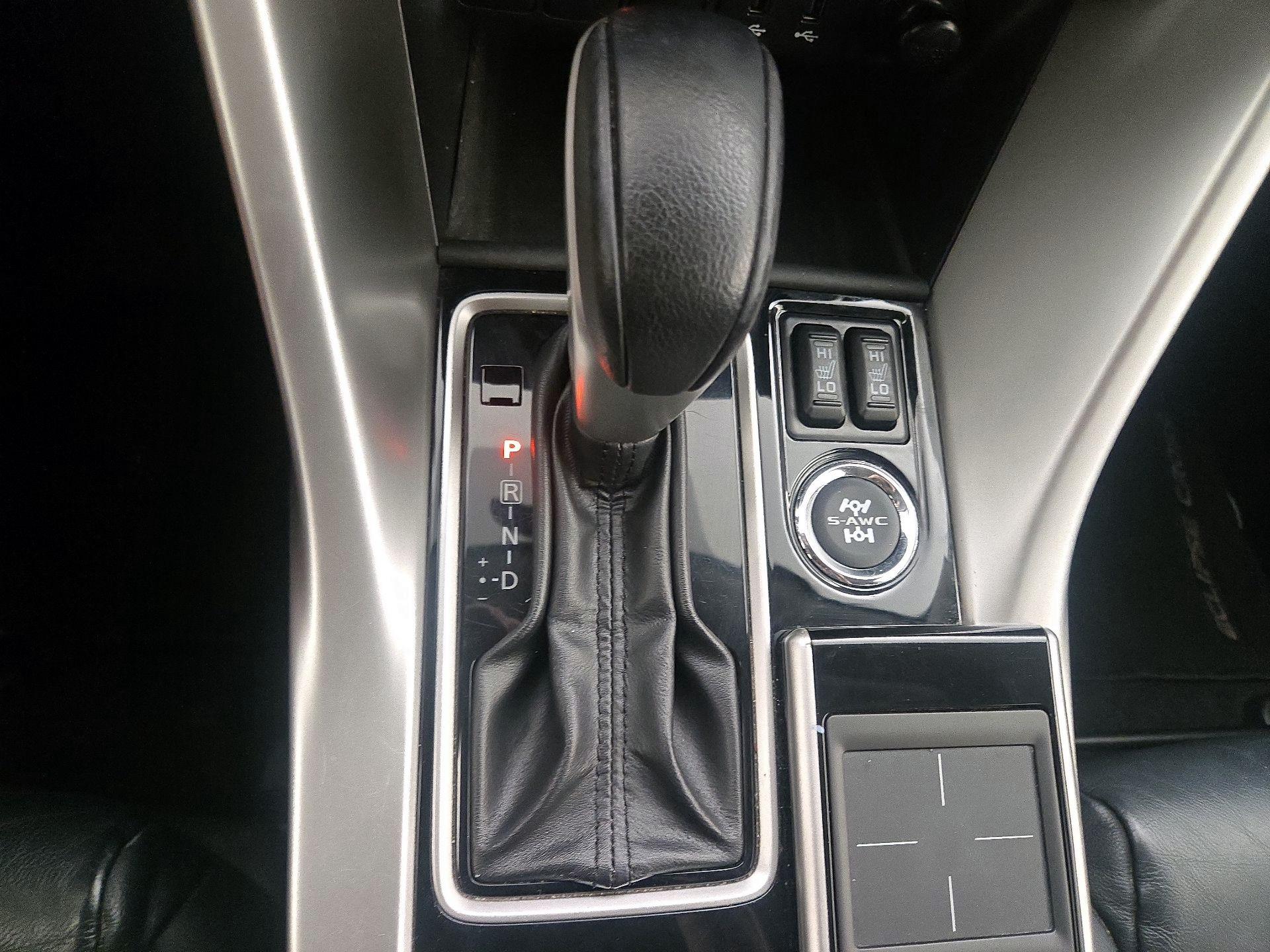 Thumbnail: 2018 Mitsubishi Eclipse Cross - 17