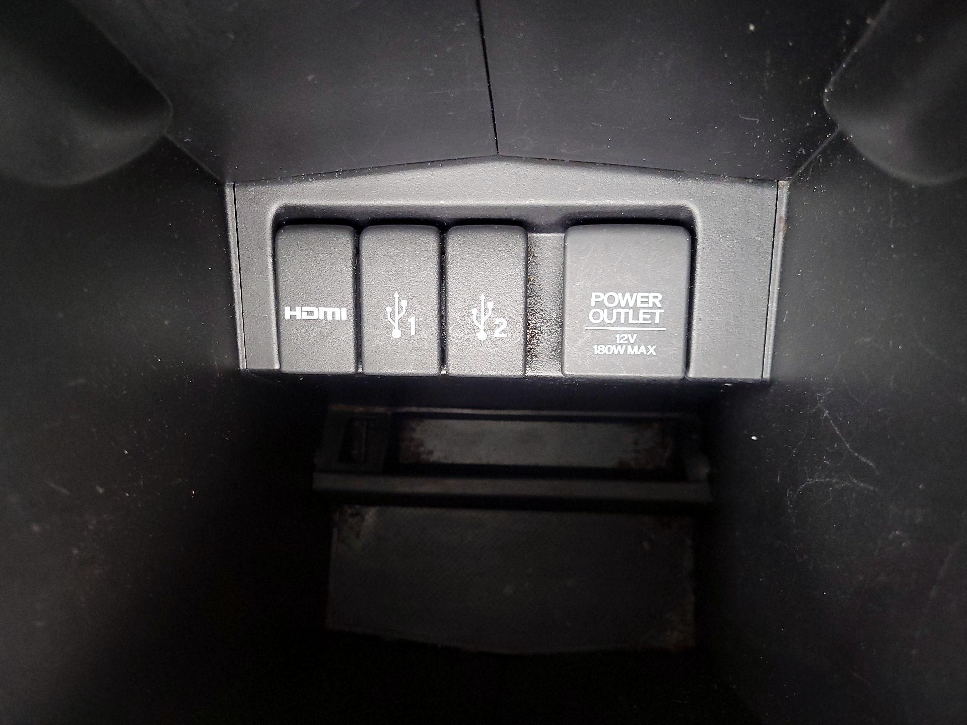 Thumbnail: 2015 Honda CR-V - 18