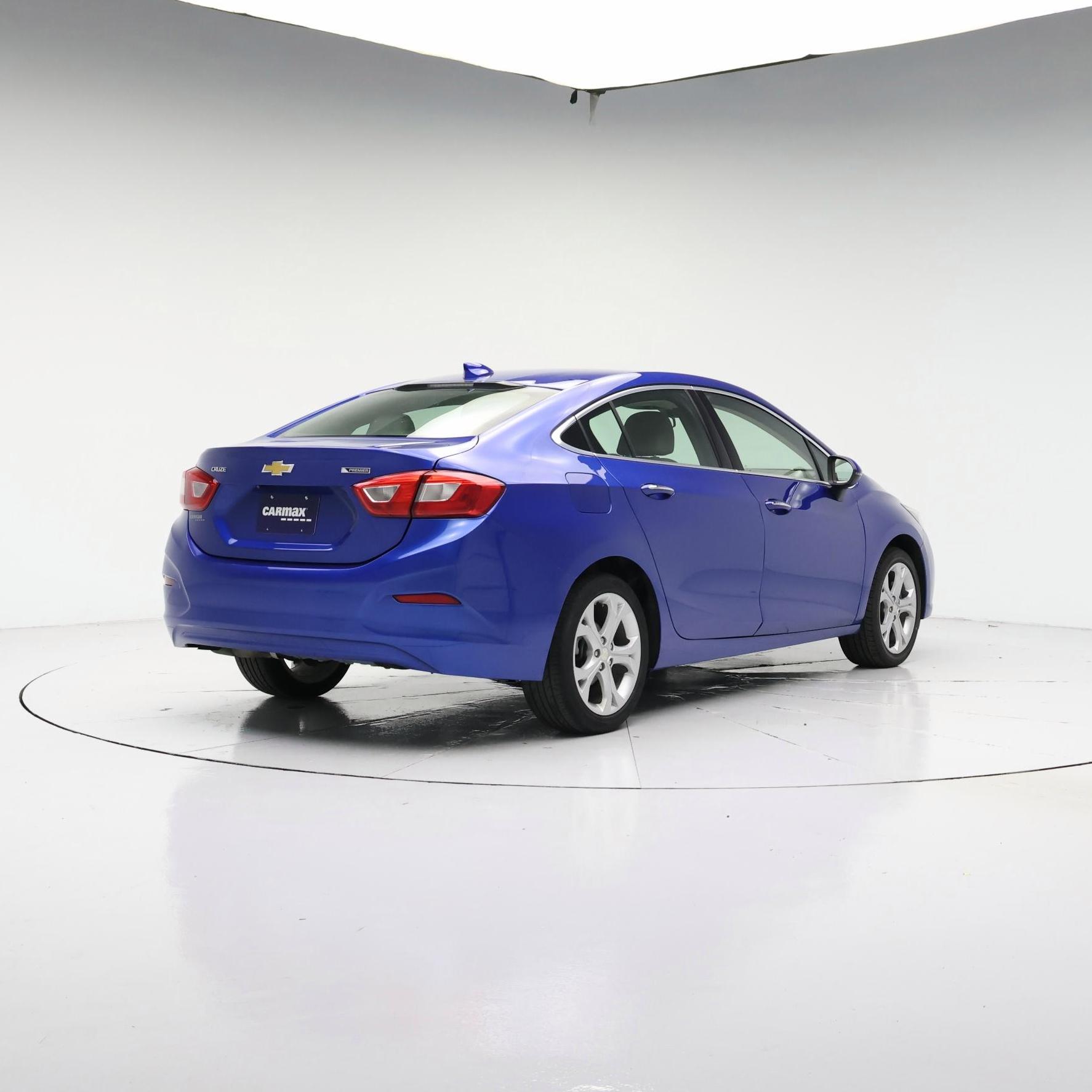 Thumbnail: 2018 Chevrolet Cruze - 8