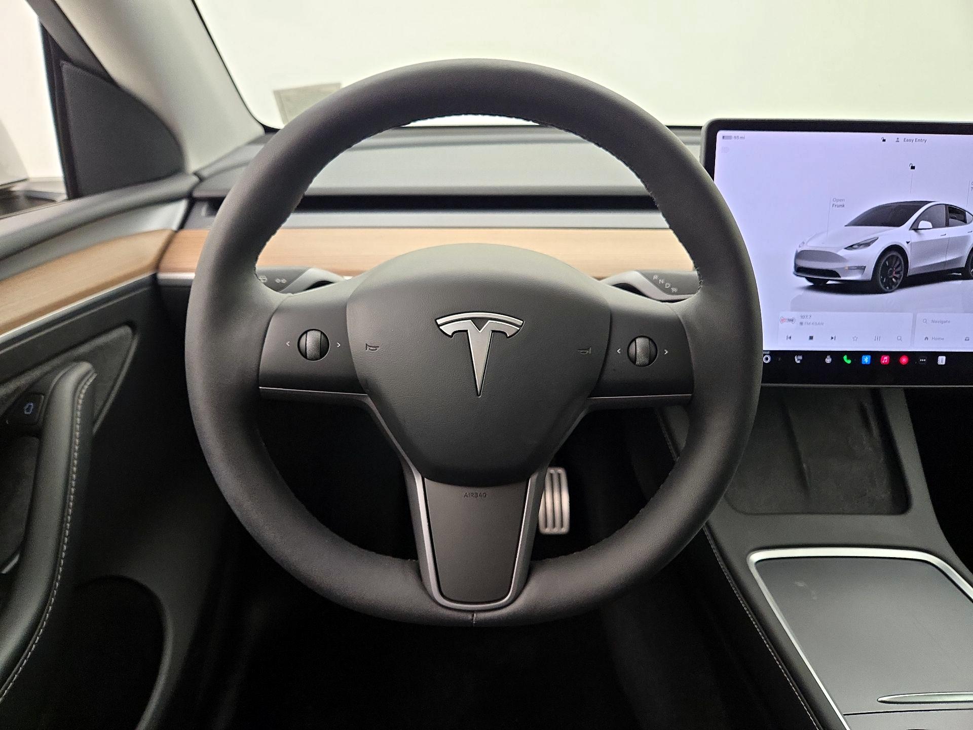 Thumbnail: 2023 Tesla Model Y - 10