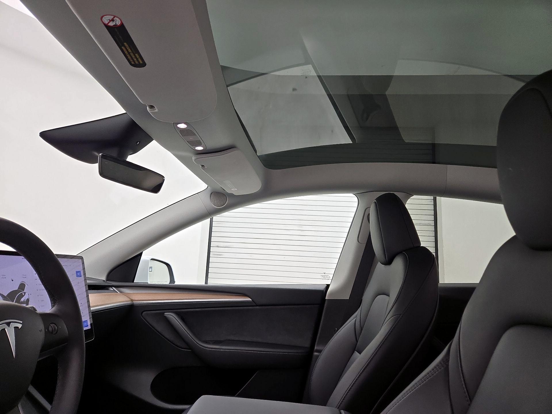 Thumbnail: 2023 Tesla Model Y - 18