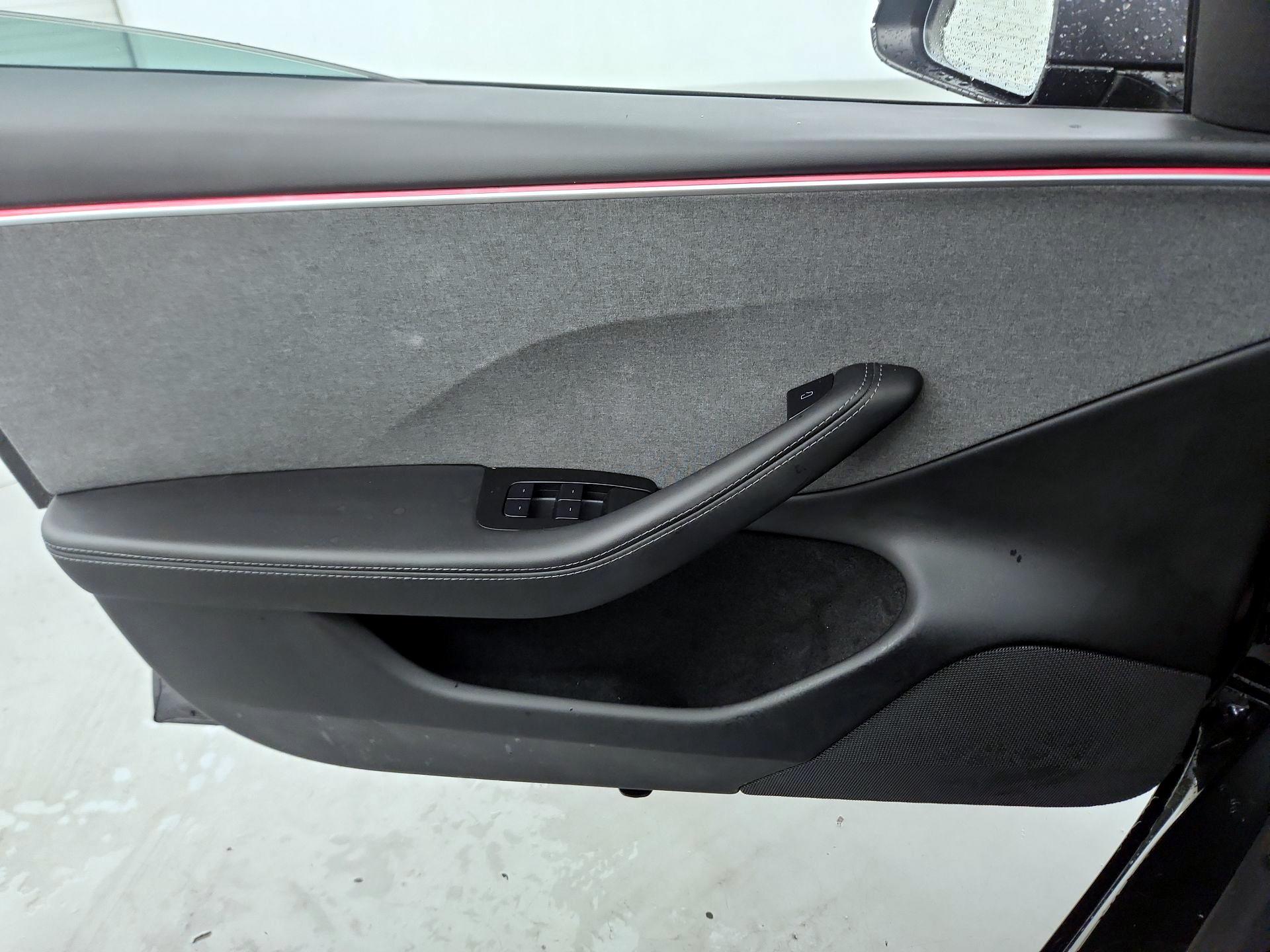 Thumbnail: 2024 Tesla Model 3 - 12