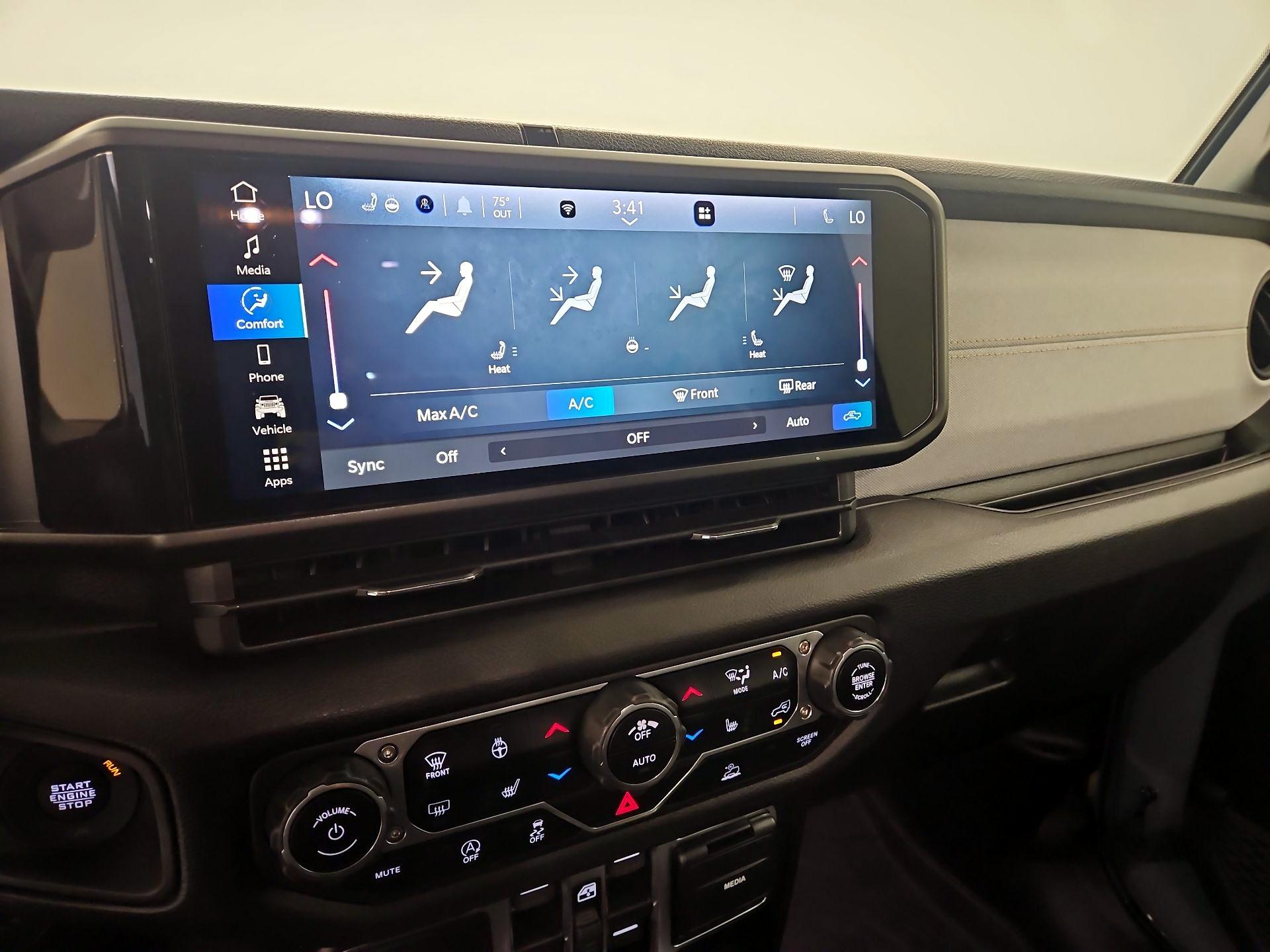 Thumbnail: 2024 Jeep Gladiator - 14