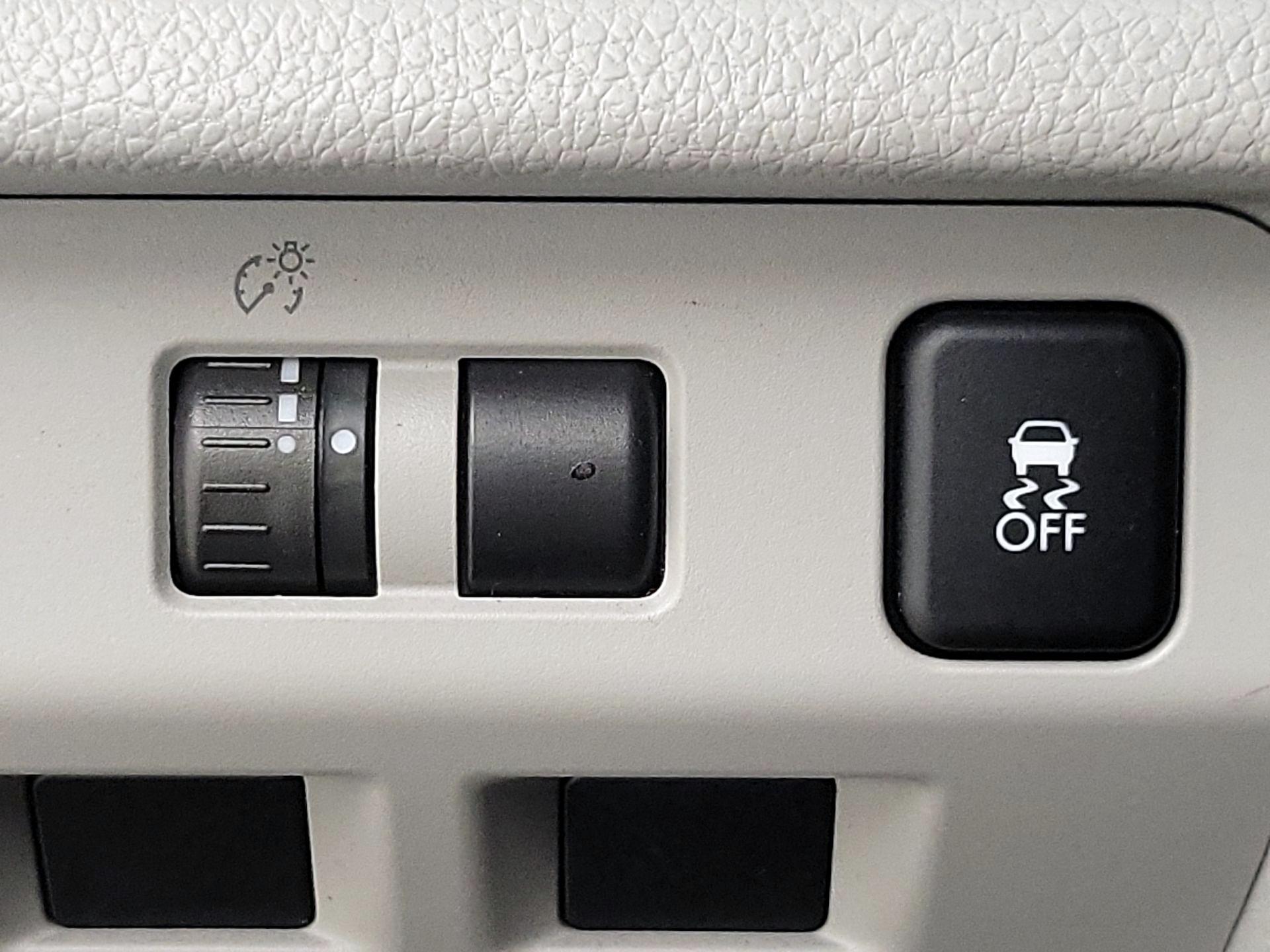 Thumbnail: 2015 Subaru Forester - 13