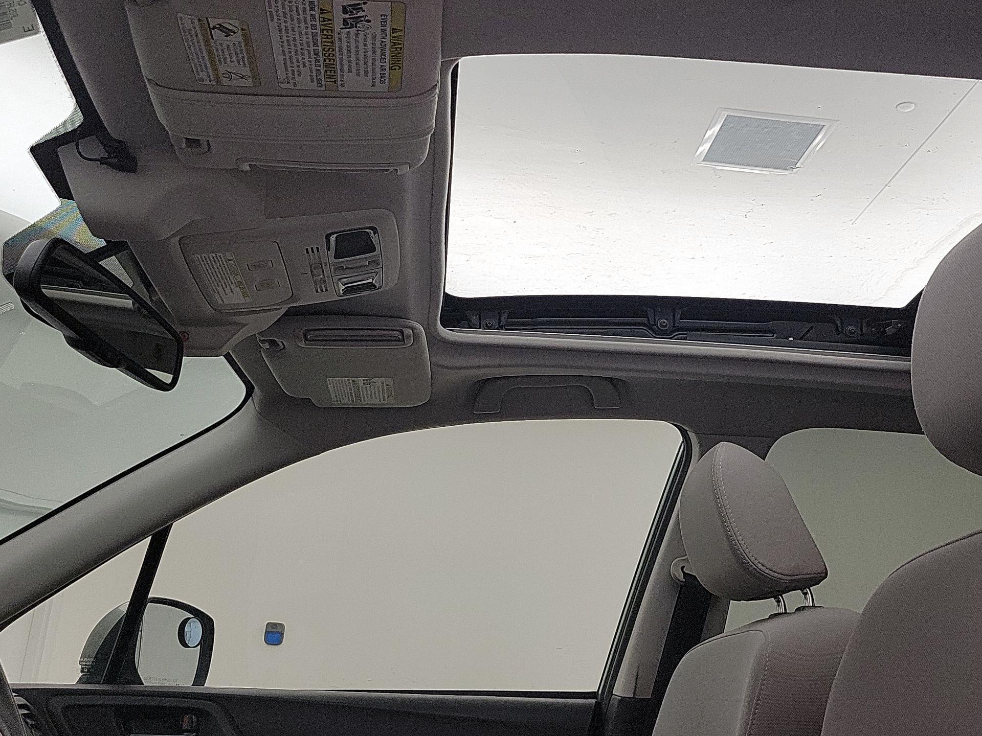Thumbnail: 2015 Subaru Forester - 19