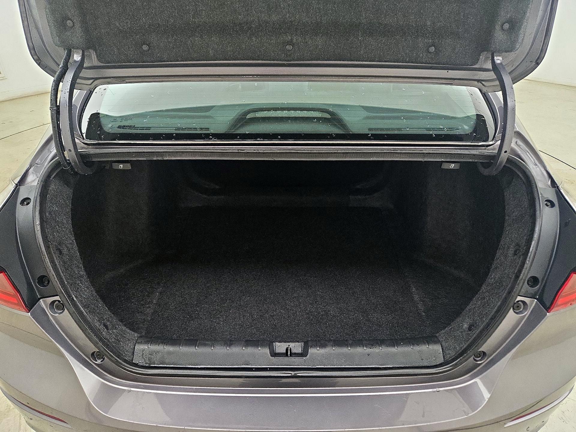 Thumbnail: 2022 Honda Insight - 20